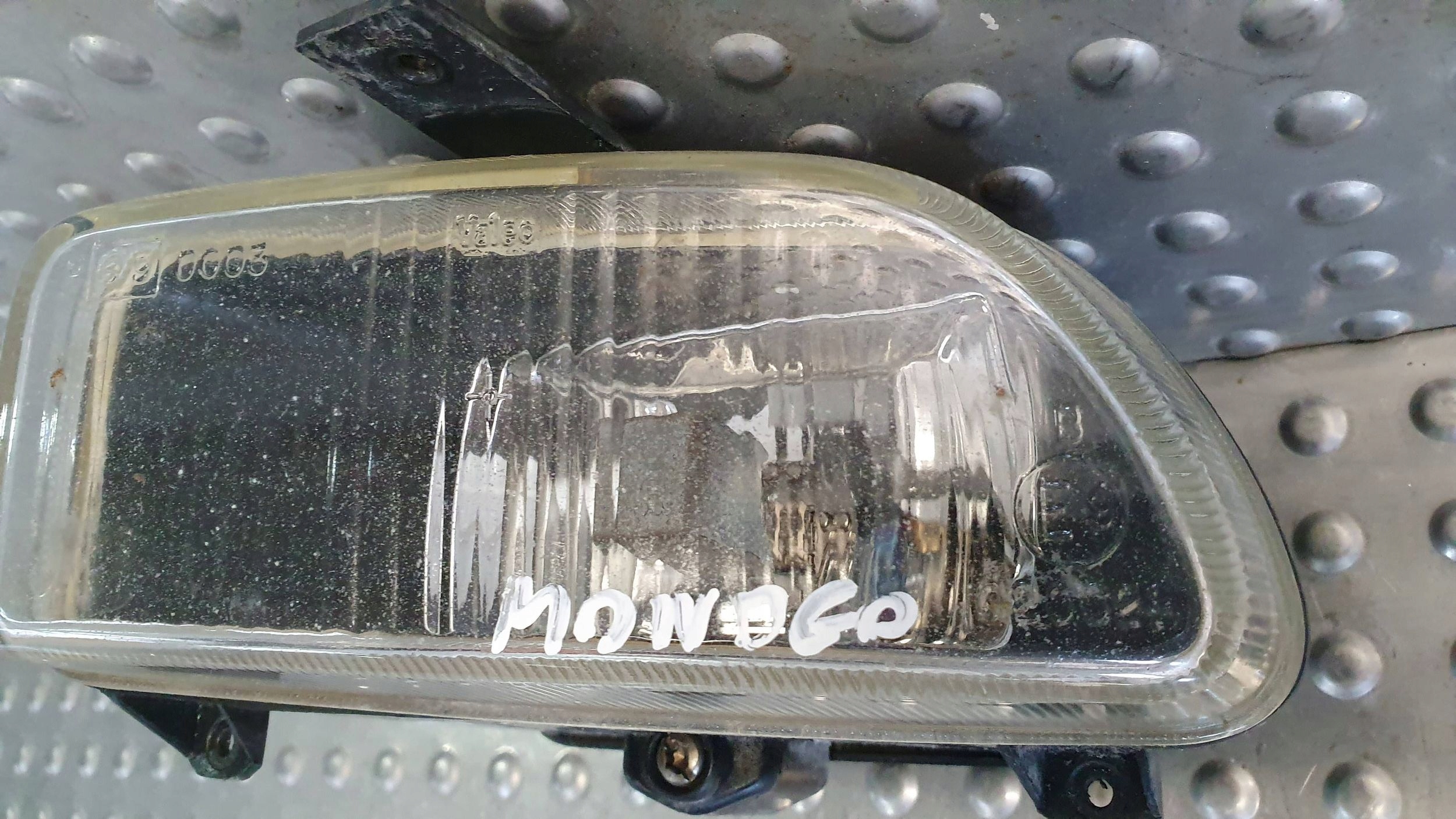 Nebelscheinwerfer links FORD MONDEO MK1 93