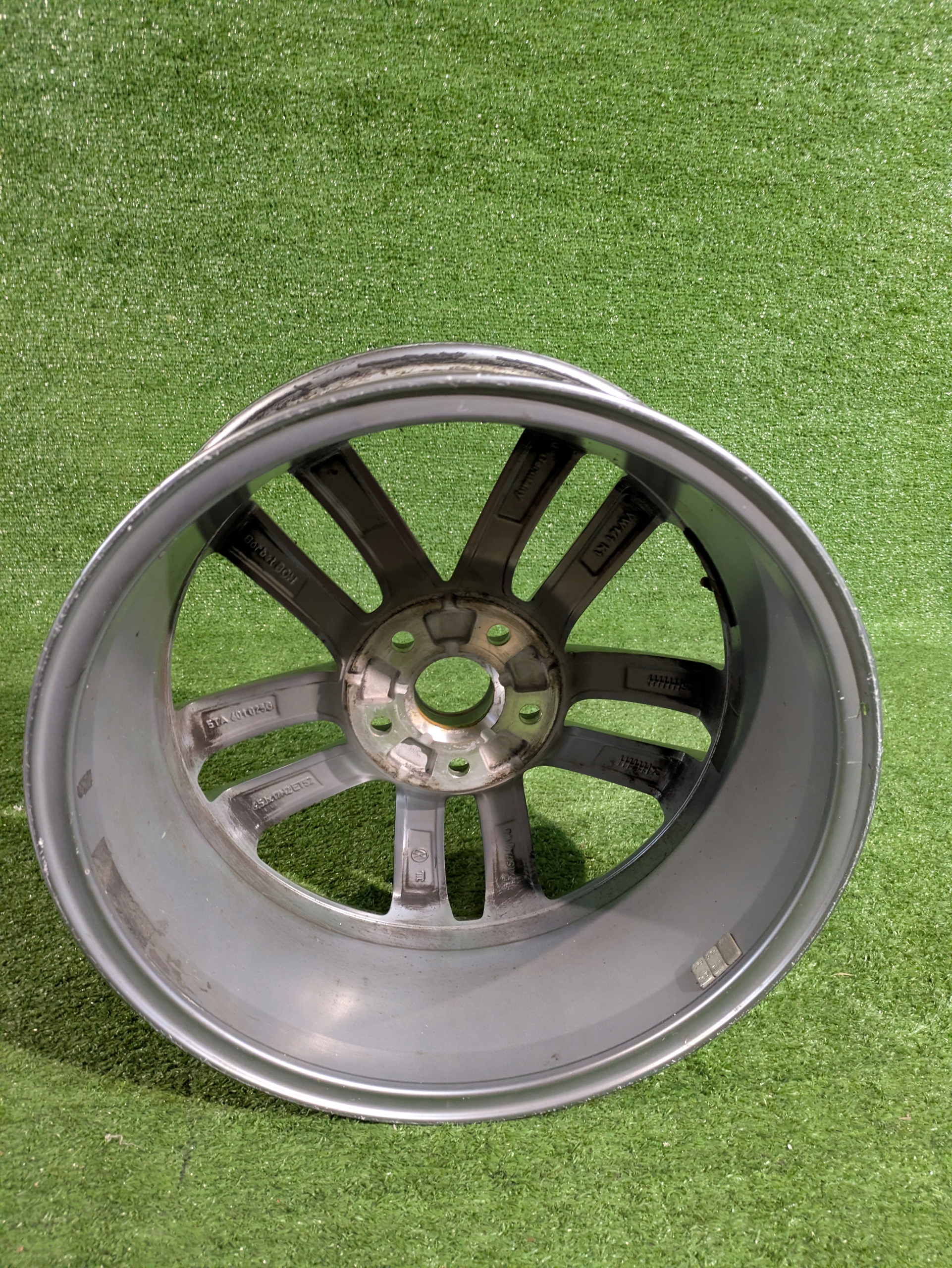 disk disk hliníkový VW TOURAN 17" 6.5J ET52 NR.141