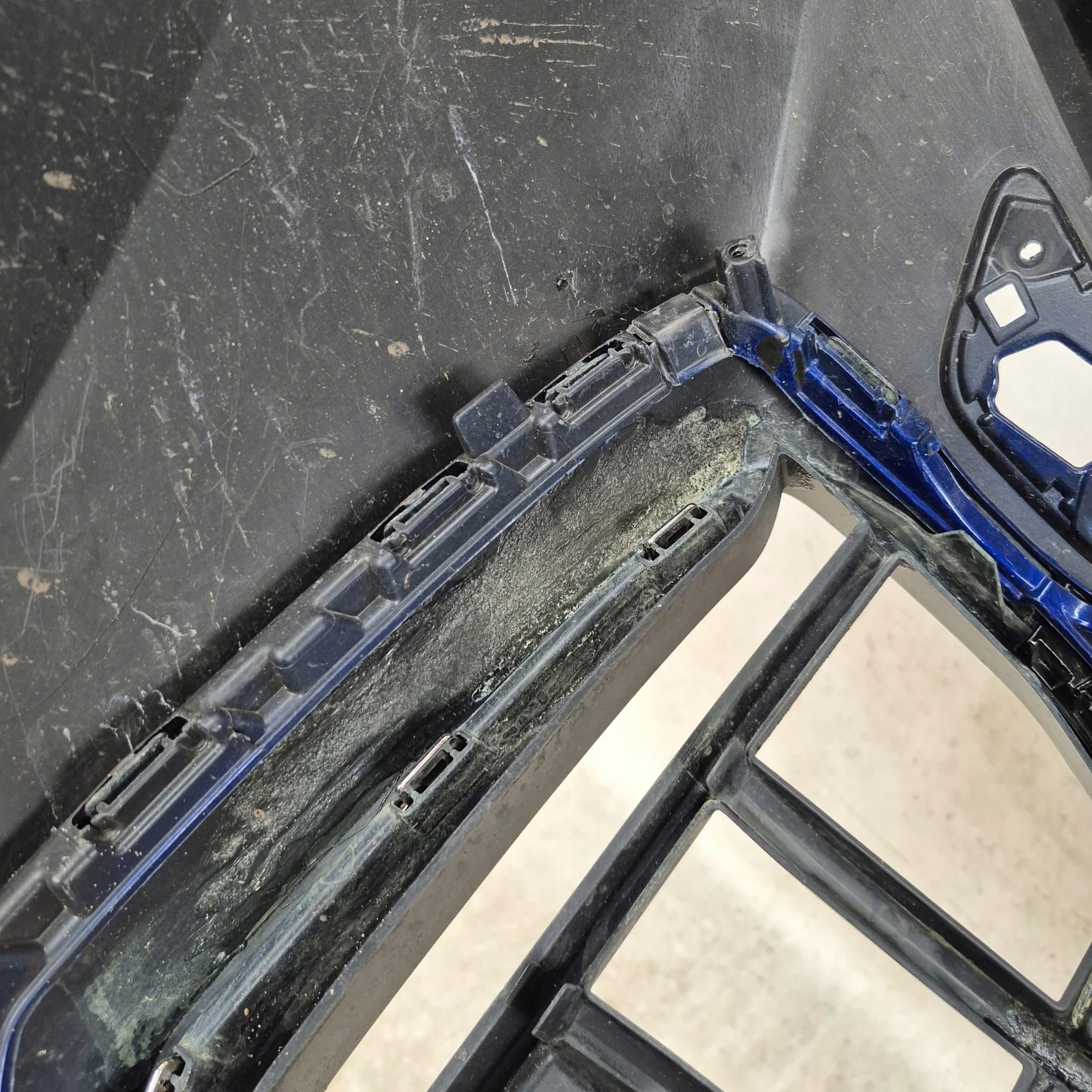 VW TOUAREG III 3 R-LINE LIFT 23-> bumper front front washer PDC