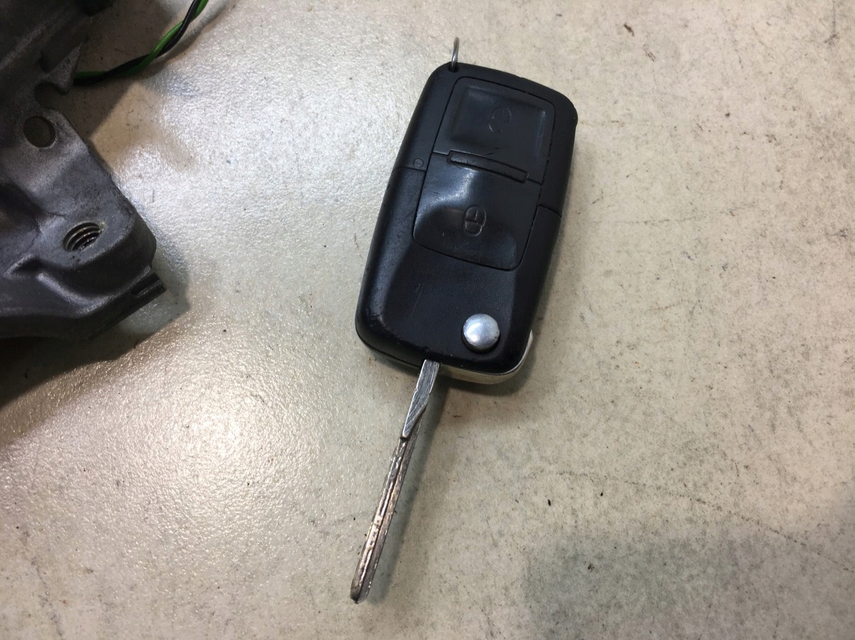Accensione chiave maniglia LEON e 1.9 TDI 4B0905851C