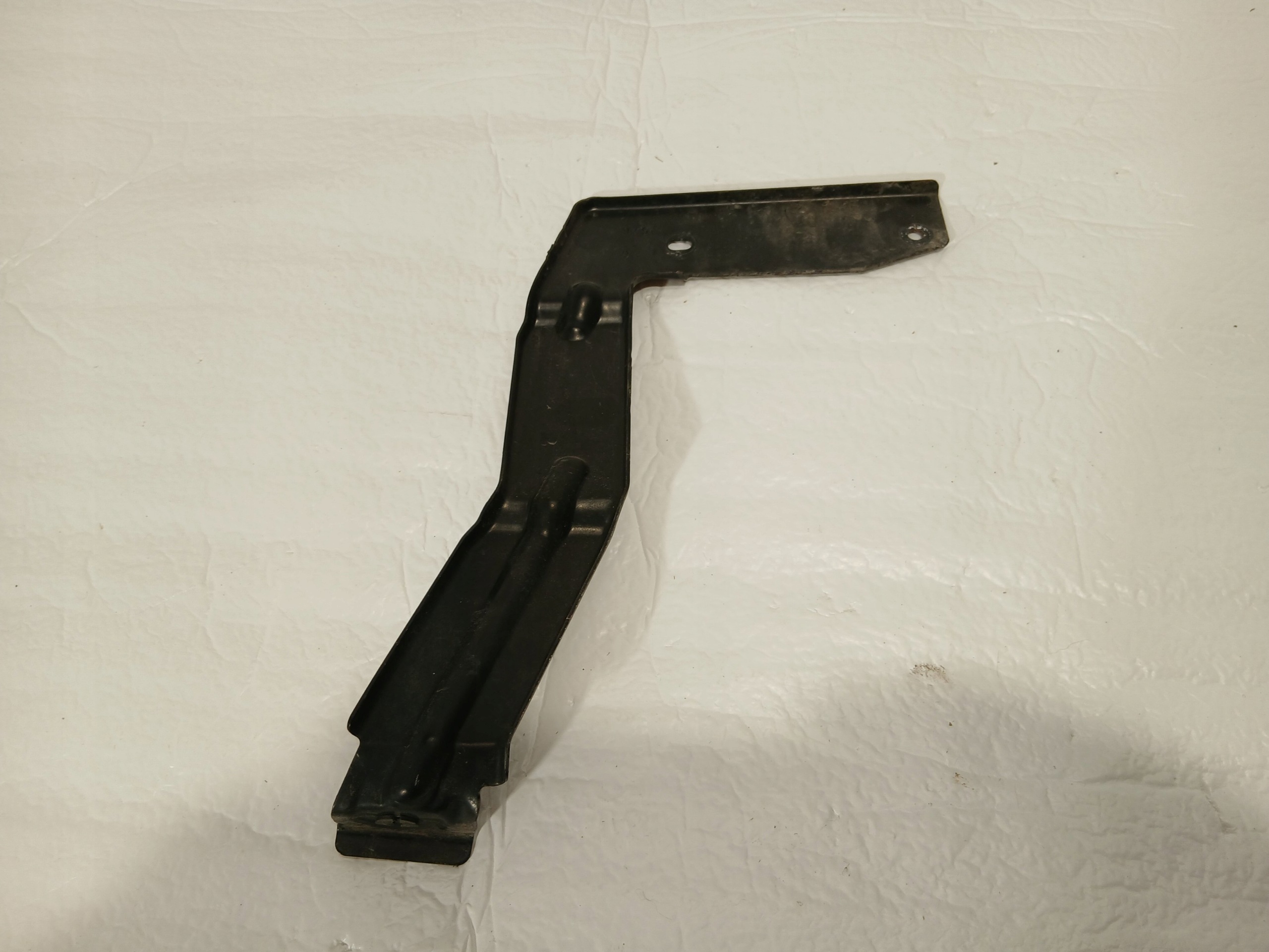 AUDI A4 B9 LIFT Support Support plaque Pare choc 8W5807329A