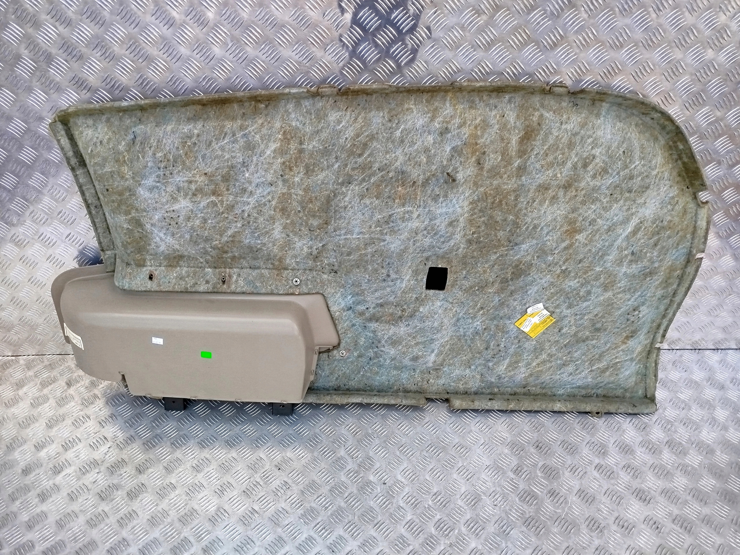 TAPICERKA GLOBU LEWA NOWY TYP SCANIA TOPLINE Wersja Europejska