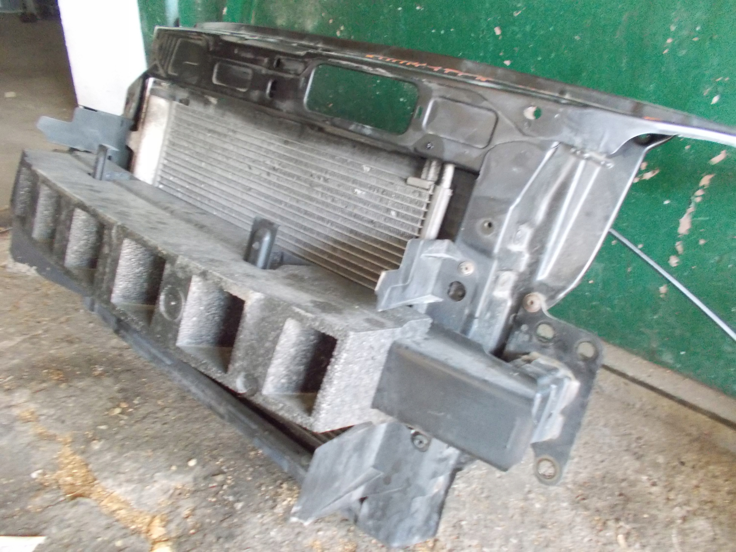 SKODA ROOMSTER 09R 1.6 B support panel for radiators complete