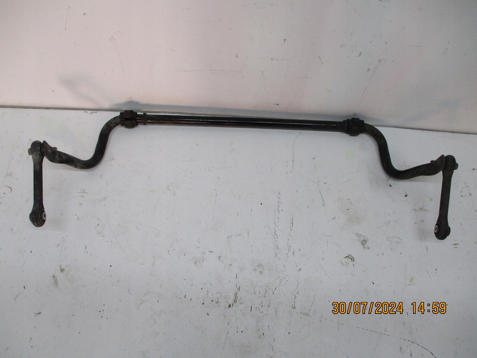 stabilizer rod front AUDI A4 8W0 8W0411309A