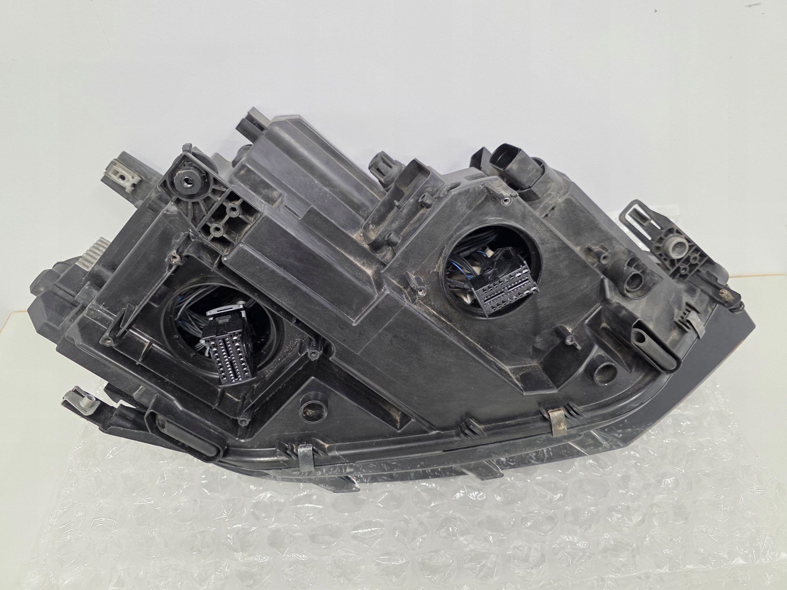 фара левая vw Touran II ( 2015 - ) full led 5TB941081A