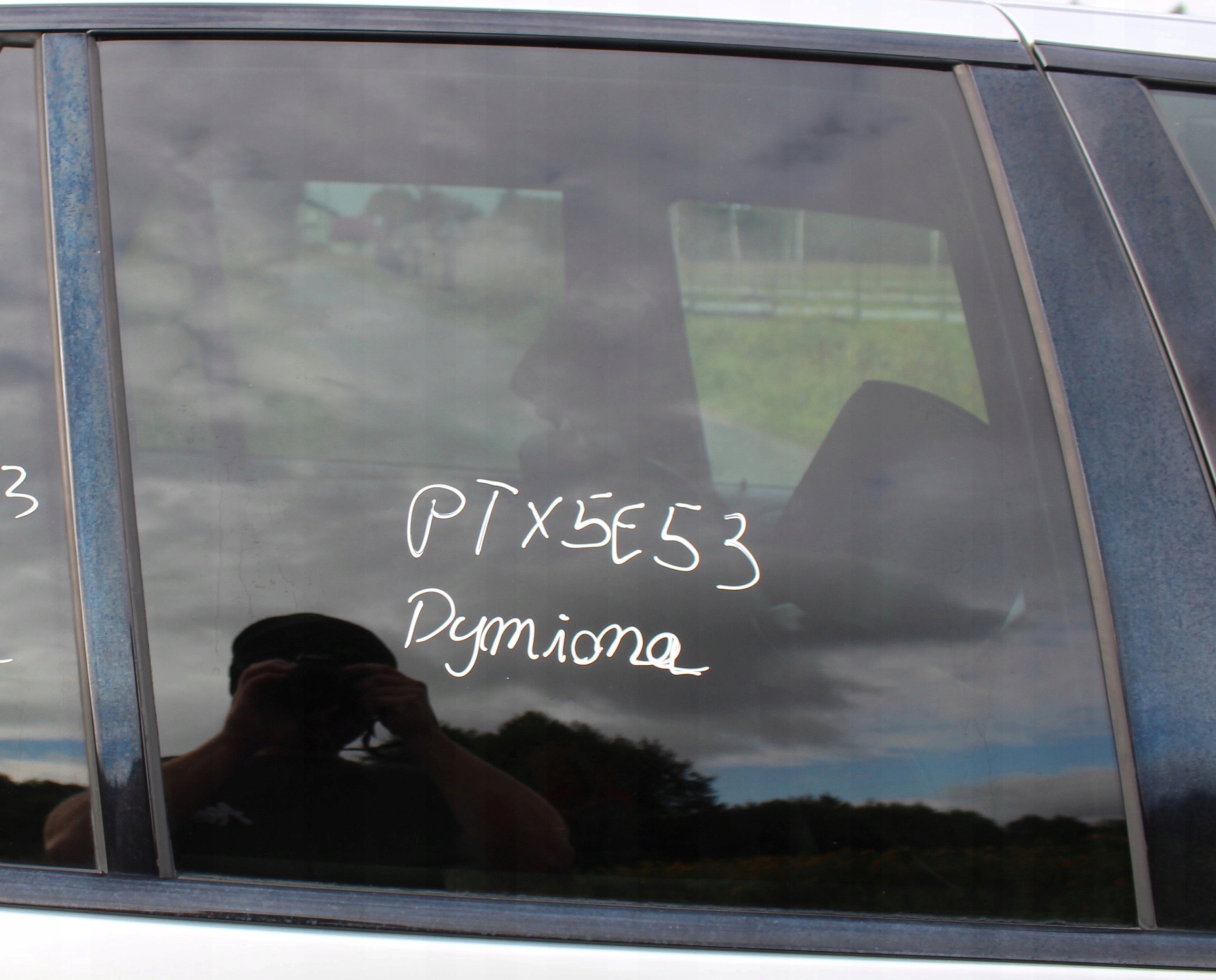 SZYBA DRZWI PRAWY TYŁ DYMIONA BMW X5 E53