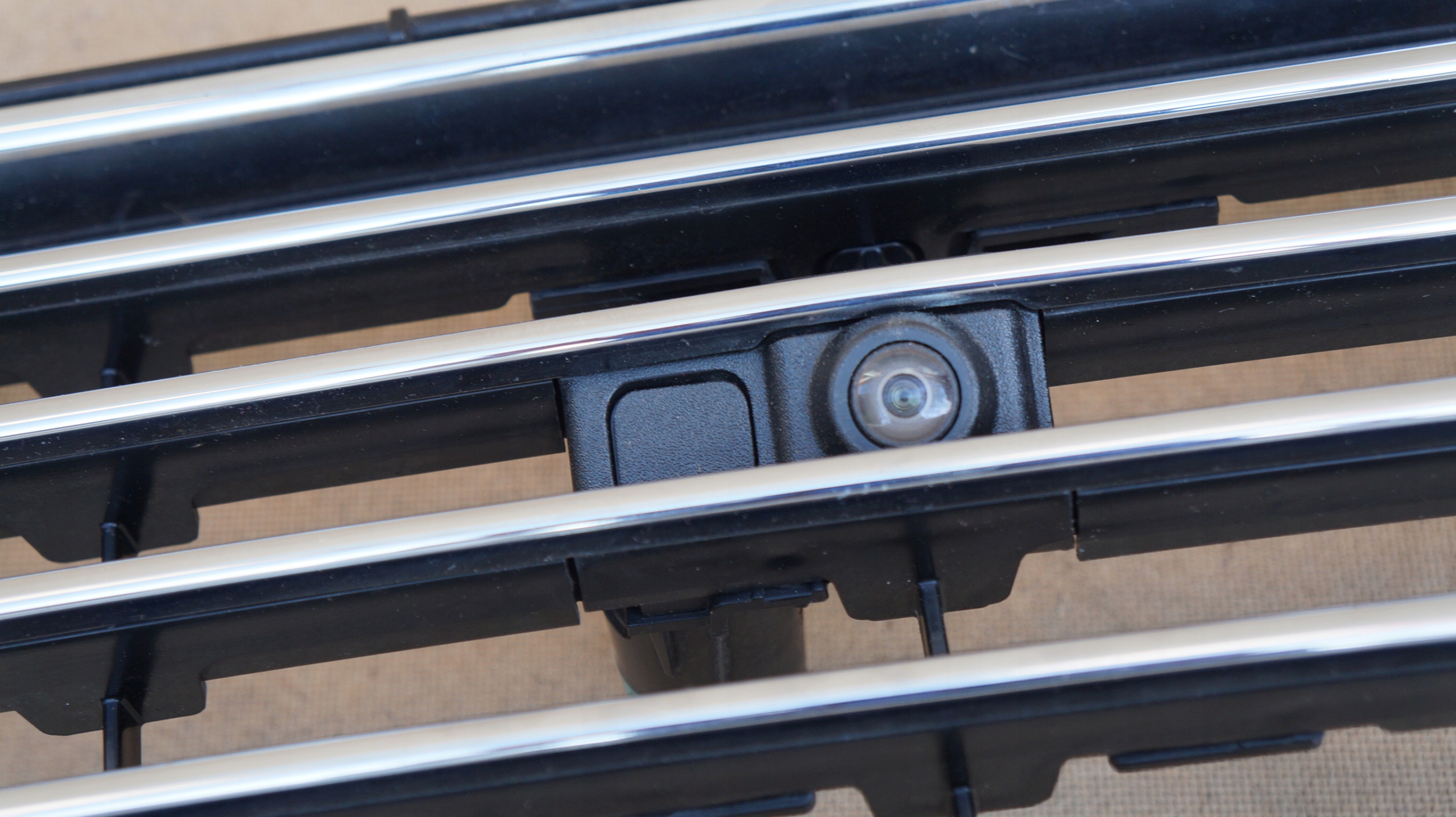 FORD S-MAX II 2 mk2 GRILL ATRAPA CHŁODNICY KAMERA 2015- EM2B-8200-A Numer katalogowy części EM2B-8200-A EM2B-8A133-A EM2B-8200-E