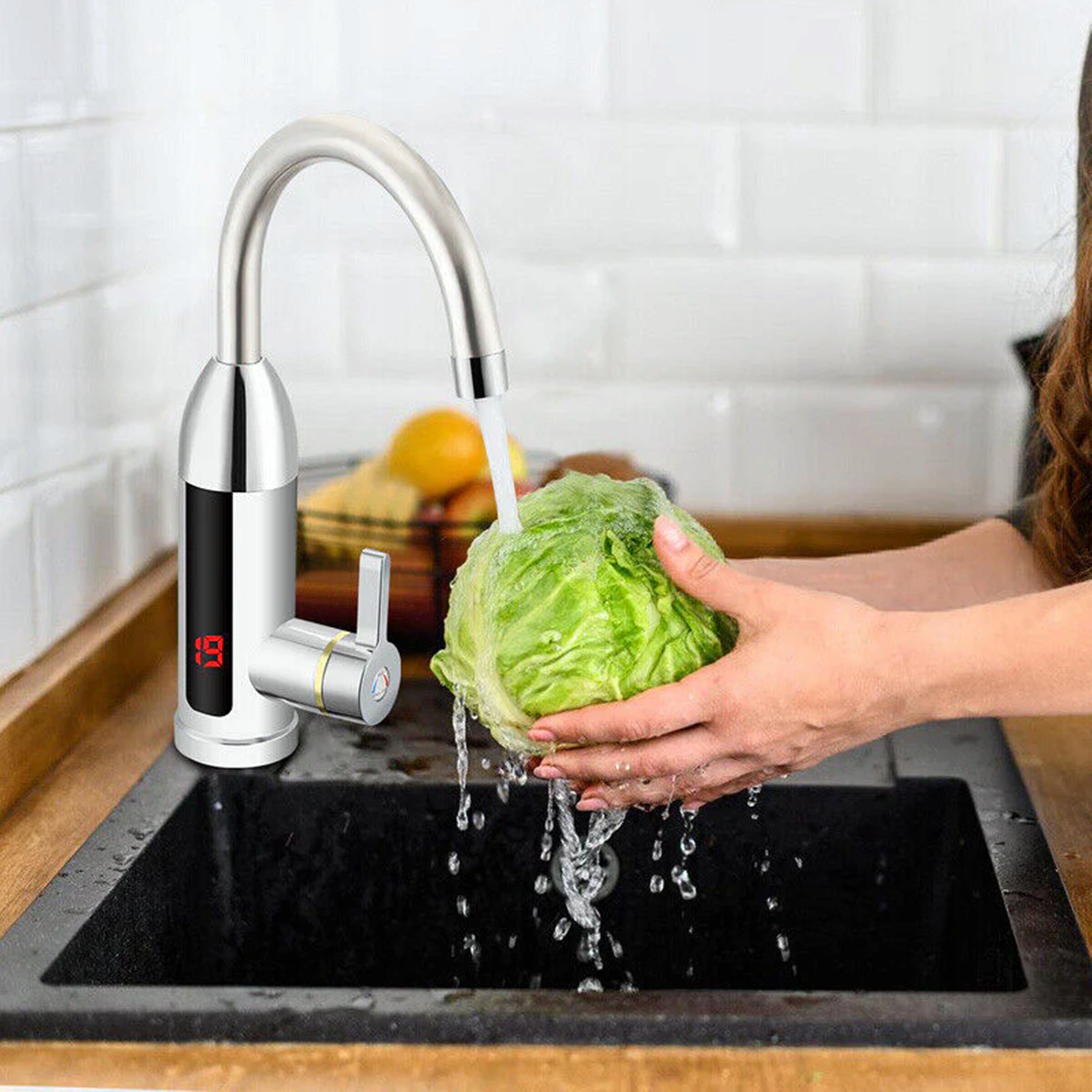 PRZEPŁYWOWY PODGRZEWACZ DO WODY ELEKTRYCZNY LCD KRAN CHROM 3000W Klasa efektywności energetycznej A+