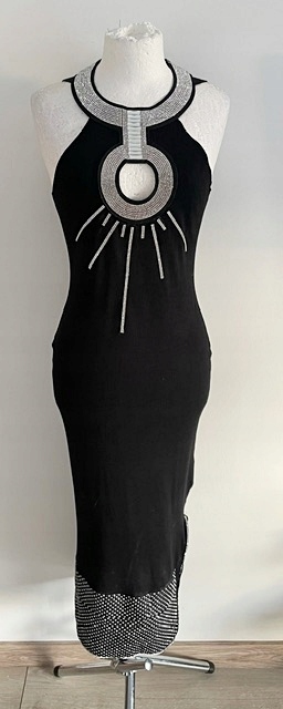 Zdobené koktejlové Šaty Křišťály Zirkony 38 40 ml