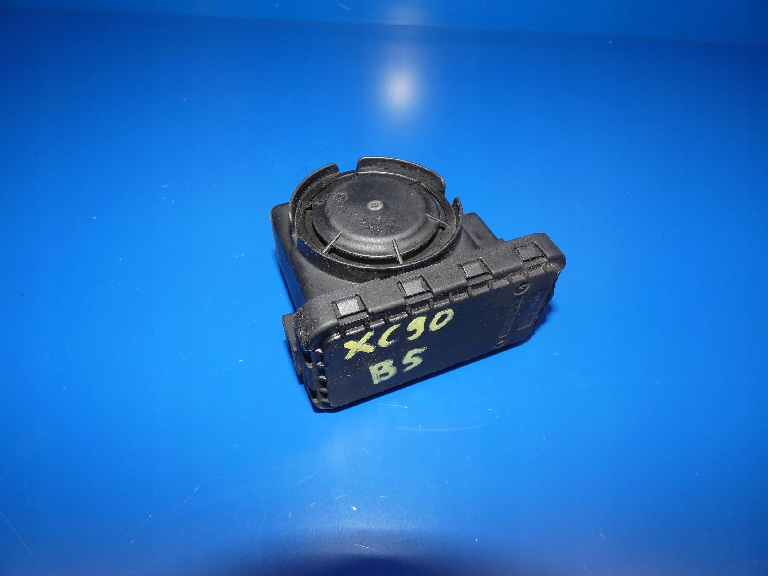 VOLVO XC90 II XC60 II V90 S90 V60 XC40 SYRENA ALARMU