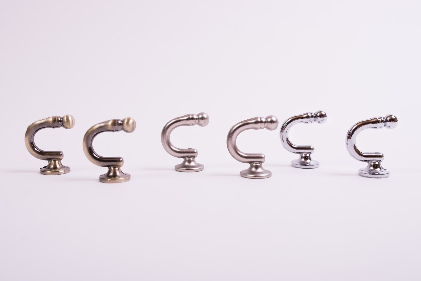 MRC: UCHWYT ŚCIENNY, MINI HACZYK CZARNY/MAT Kolor czarny