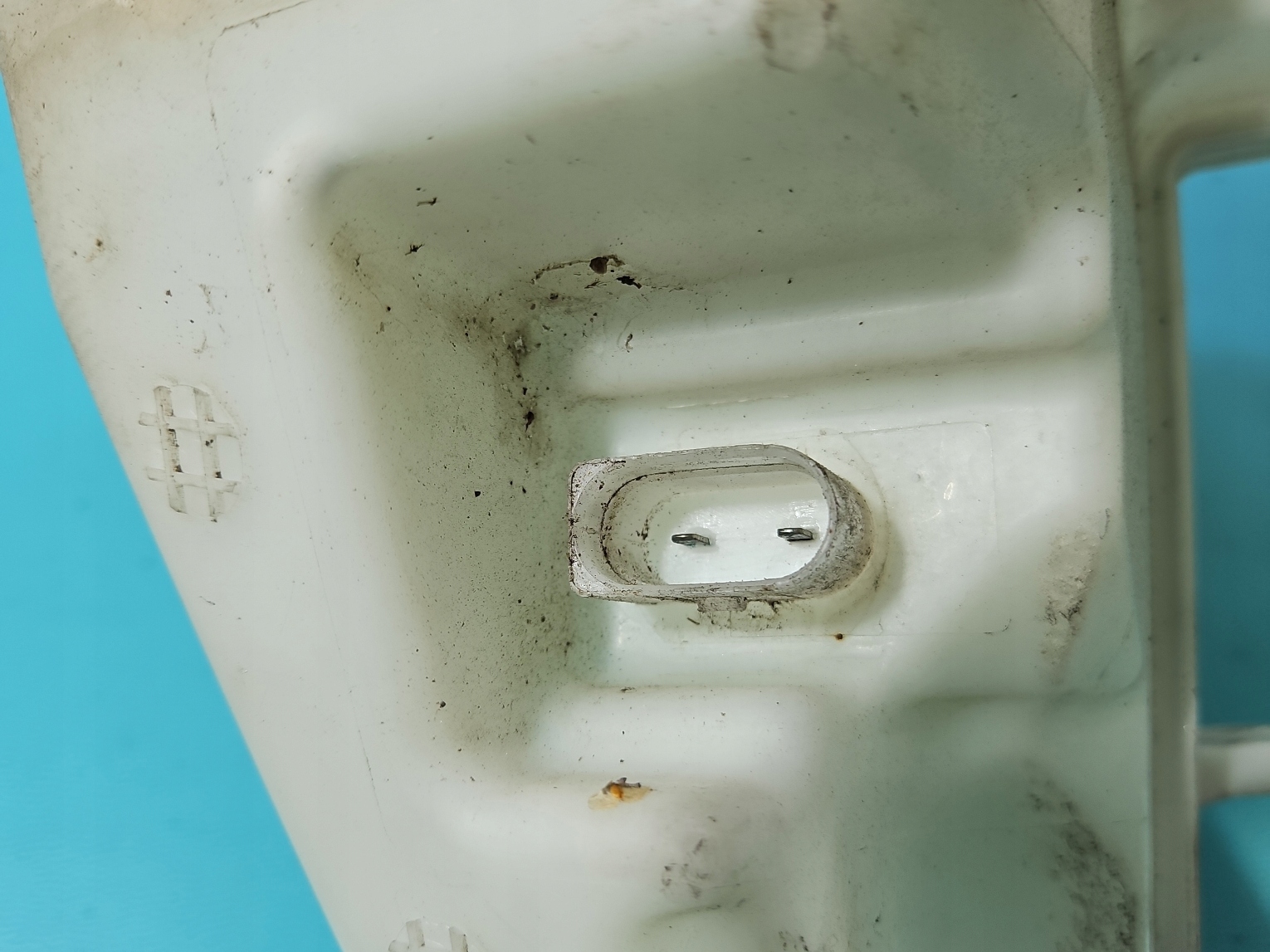 бачок омывателя жидкости Ксенон vw PASSAT B7