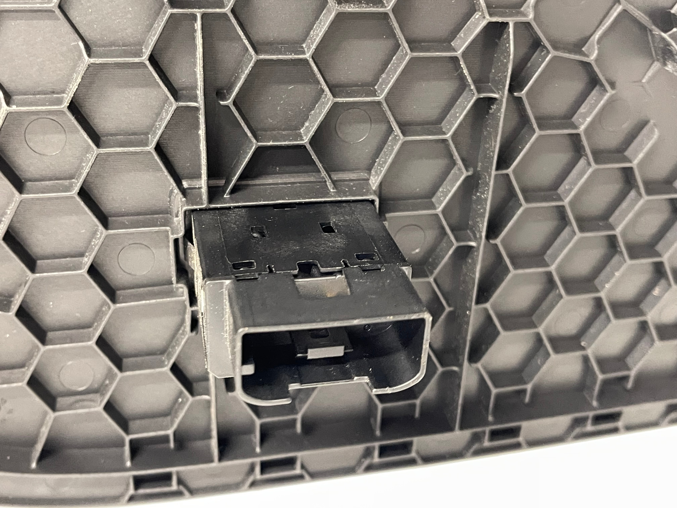 VW PASSAT B8 Couvre Console du tableau de bord 3G1858248C