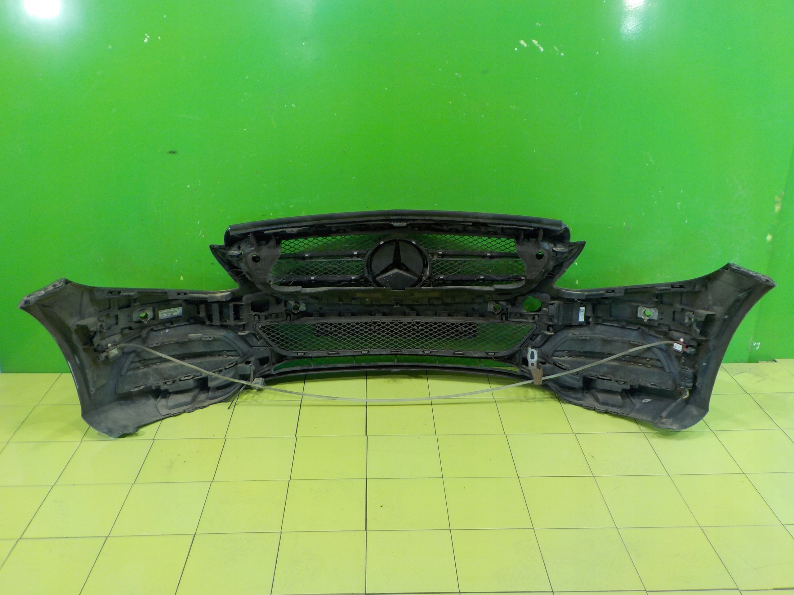 MERCEDES C W205 2.1 CDI 15r SEDAN 4D zderzak przod Typ samochodu Samochody osobowe