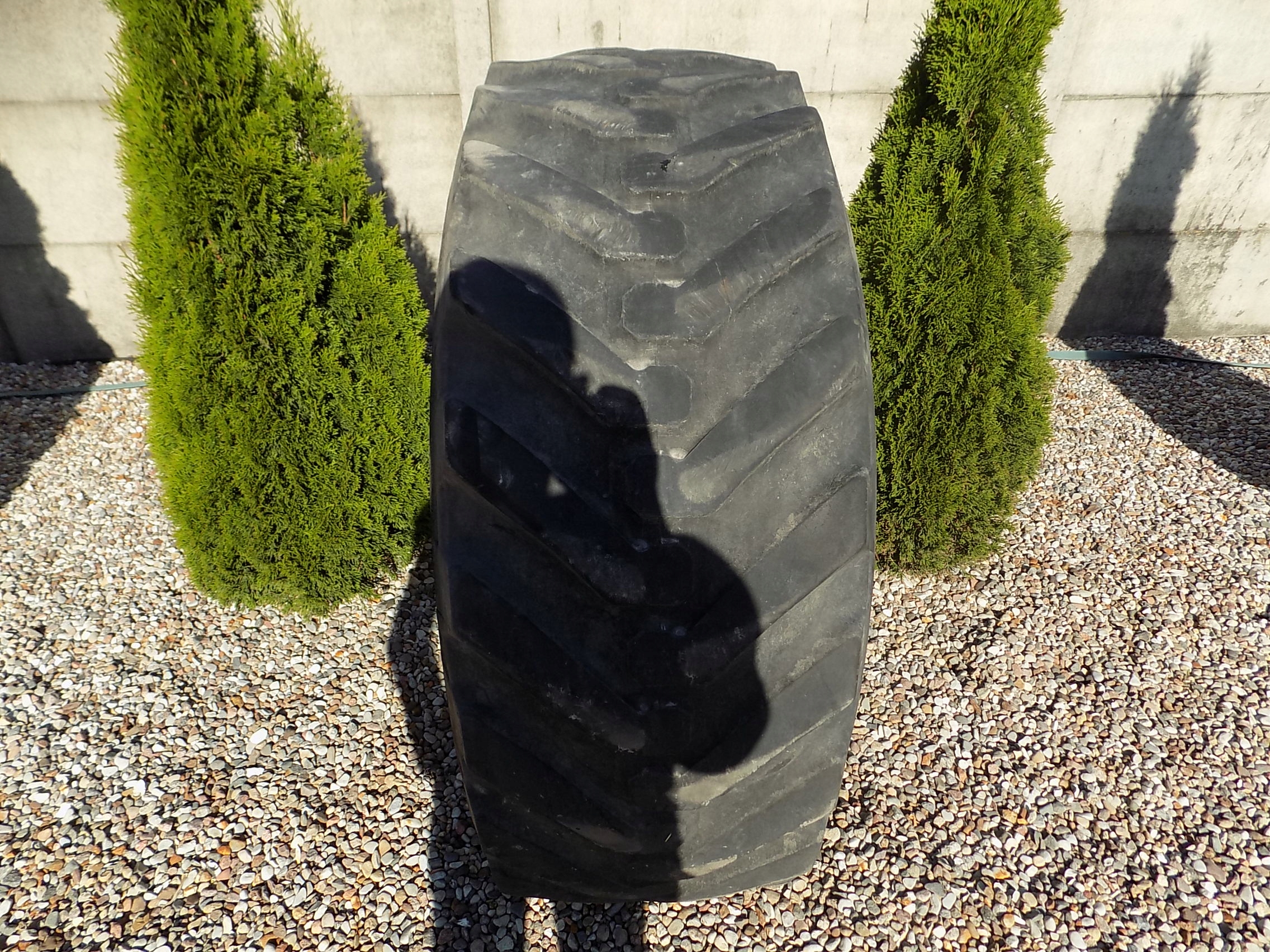 СІЛЬСЬКОГОСПОДАРСЬКА ШИНА MICHELIN 440/80-28/16, 9-28