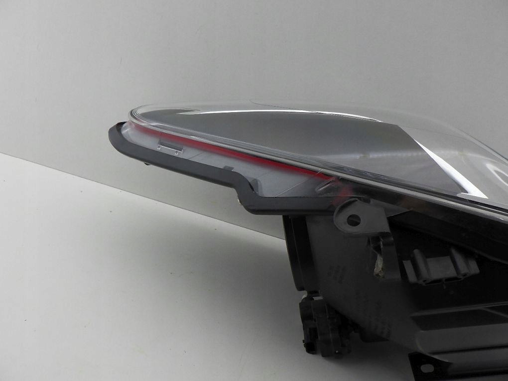 TOYOTA YARIS III 3 LIFT 17- light front right