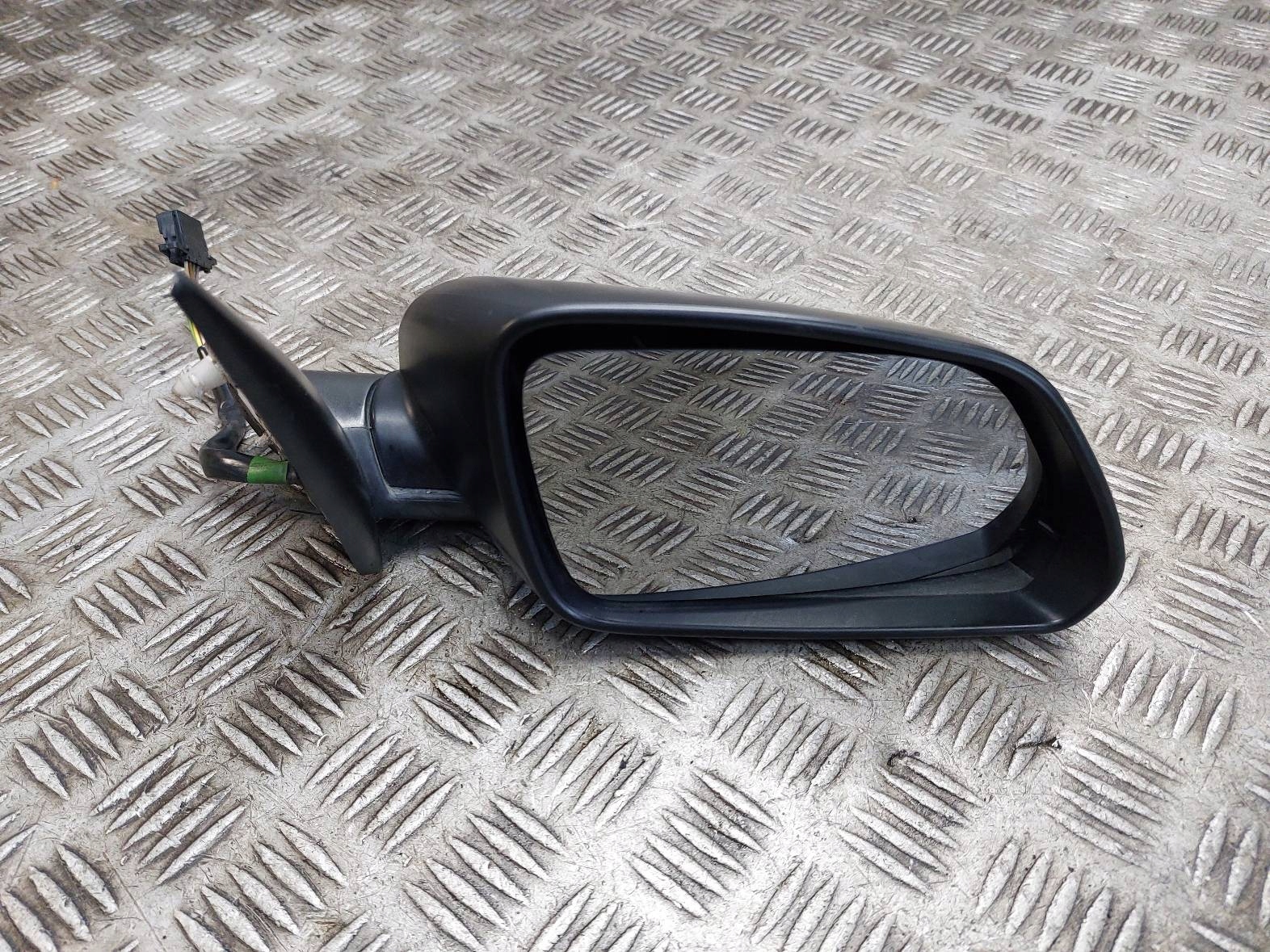 mirror right electrics SKODA OCTAVIA II