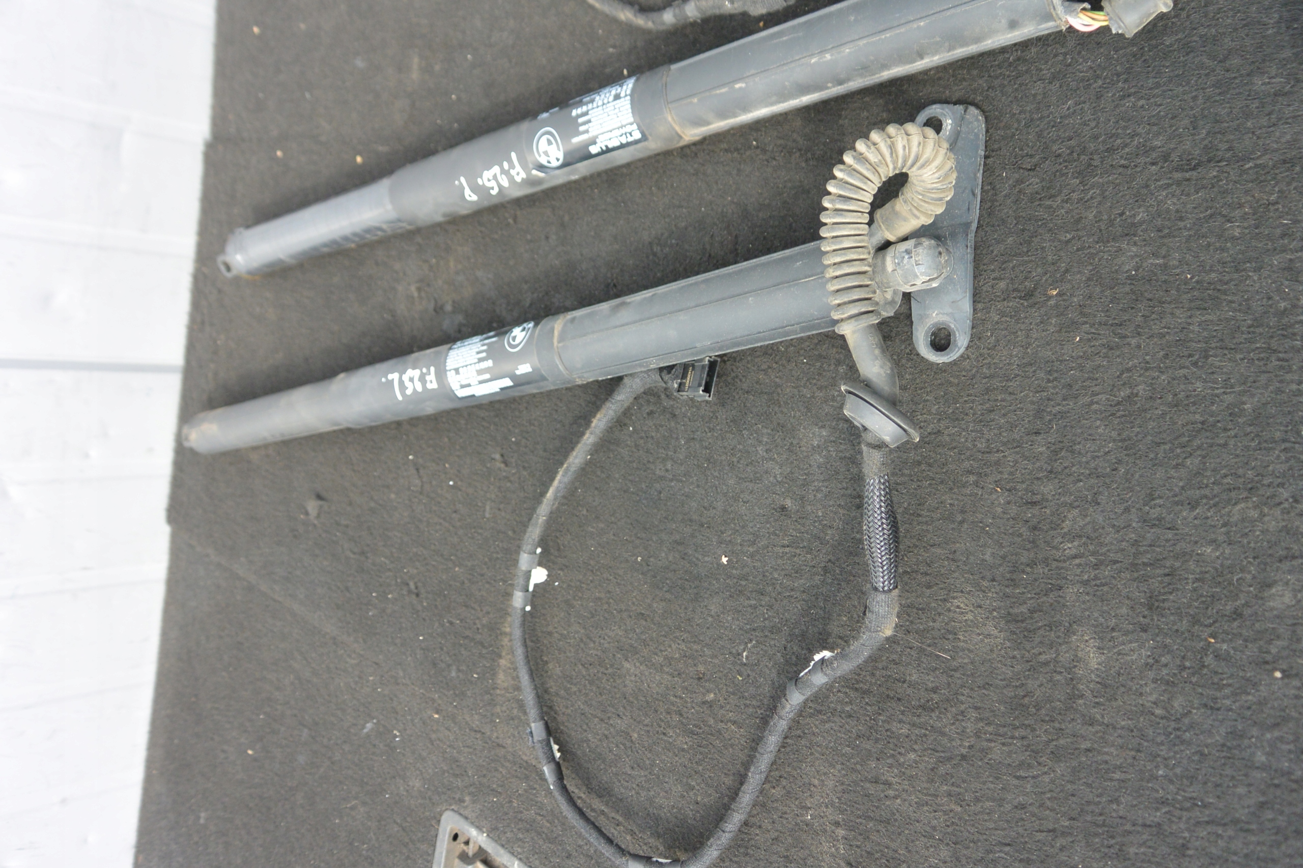 BMW X3 F25 LIFT damper bonnet electrical KPL