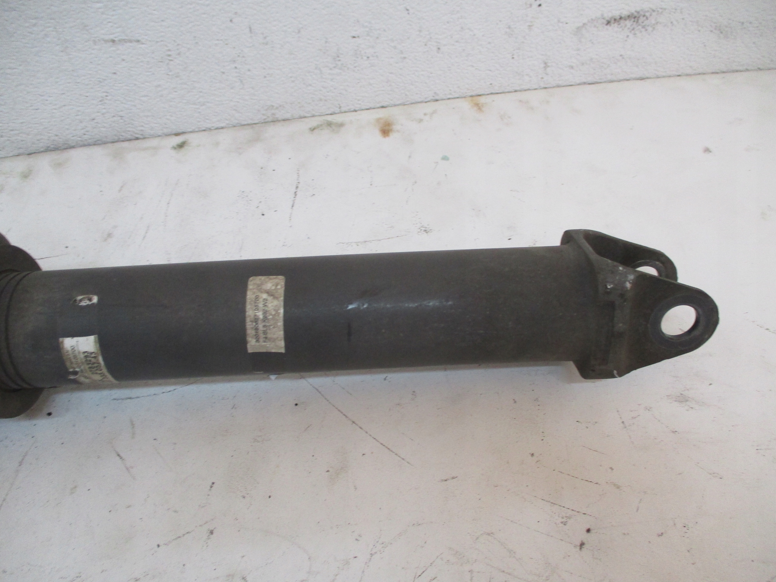 Stoßdämpfer AMOR PORSCHE CARRERA 3,0BIT 991333057 heck hinten