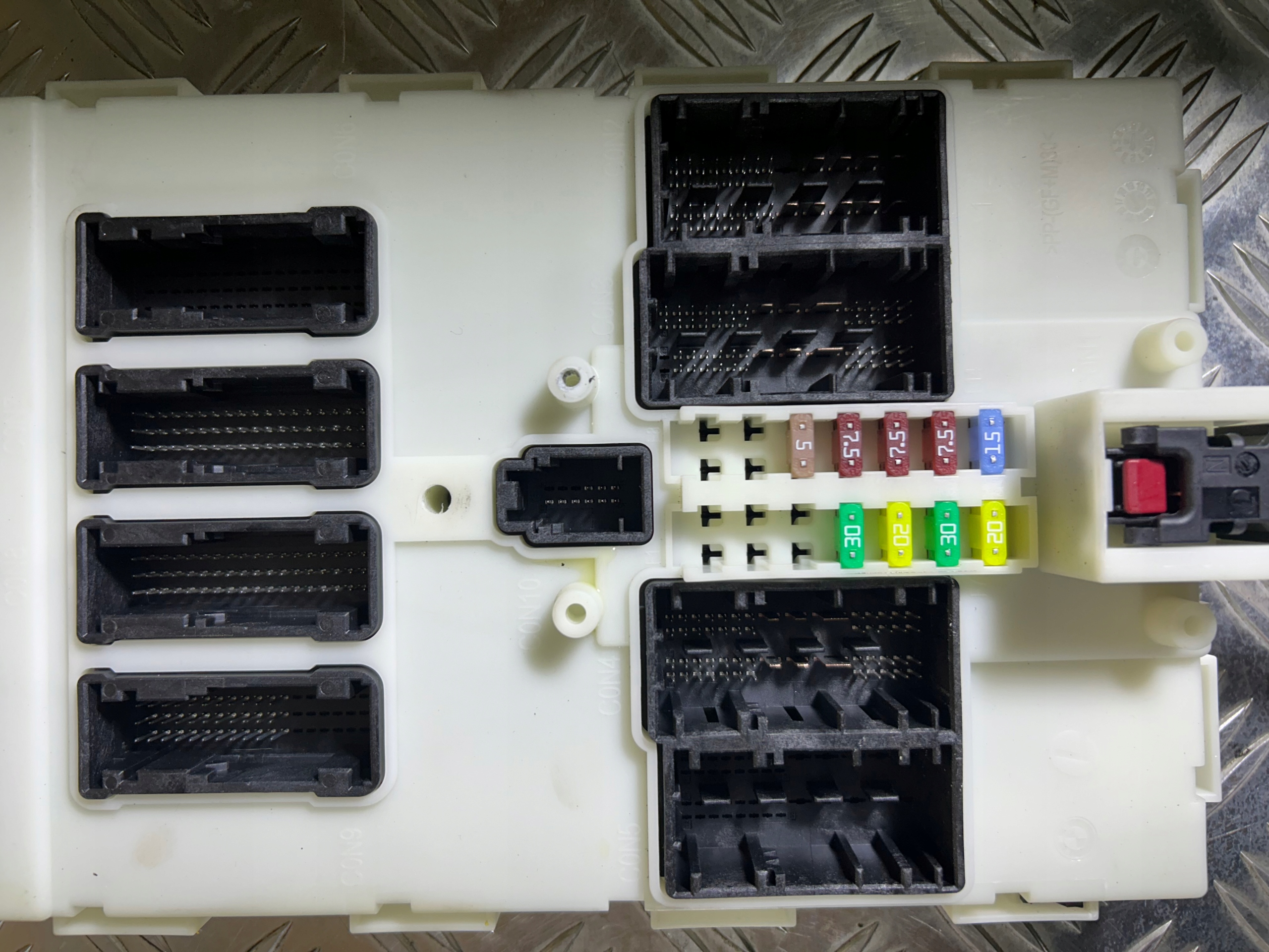 computer / control unit ECU / key BMW 4 F32 F33 2015 N47 9381105
