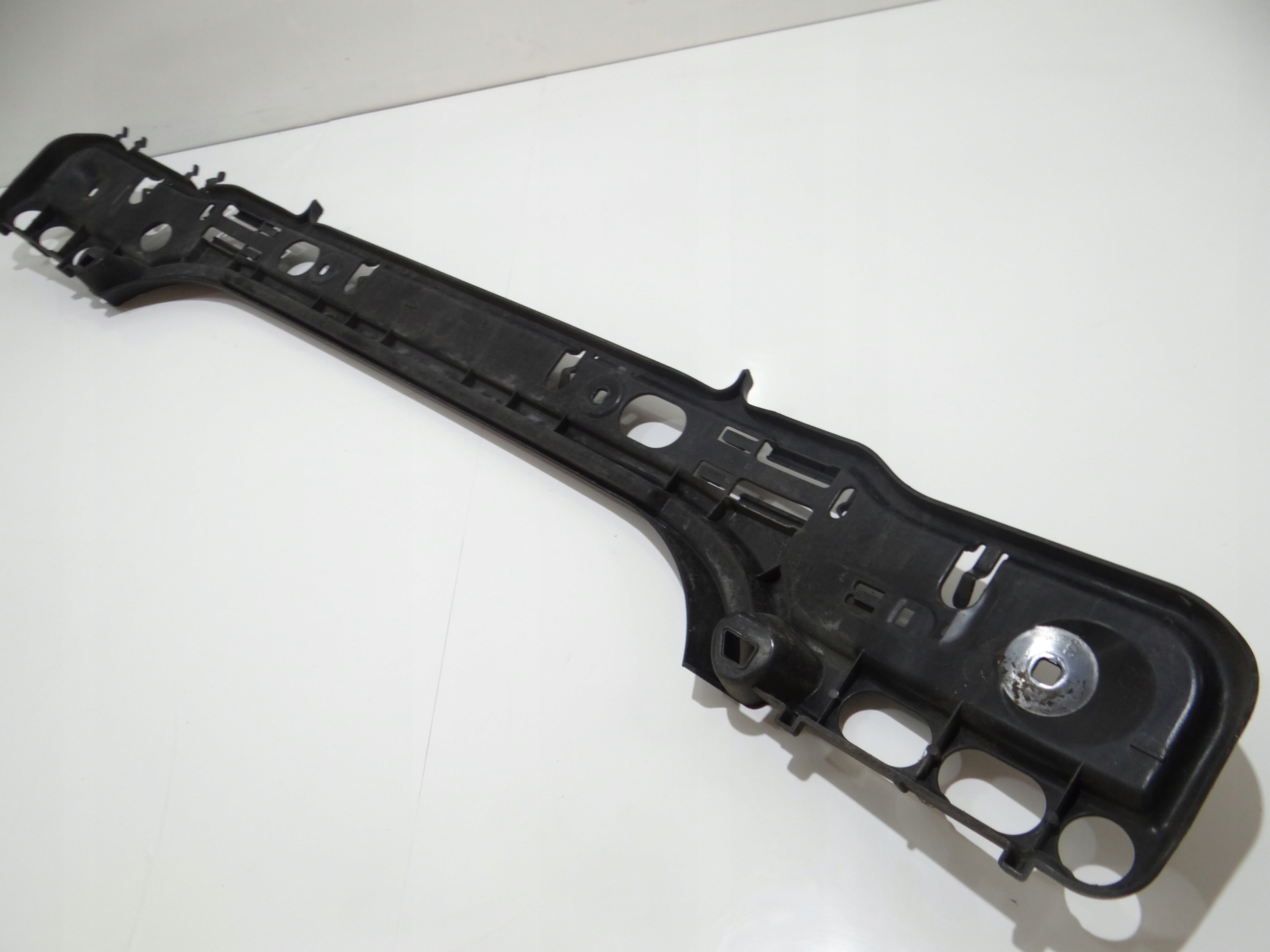 Support Support plaque Pare choc Arrière BMW E60 7056343
