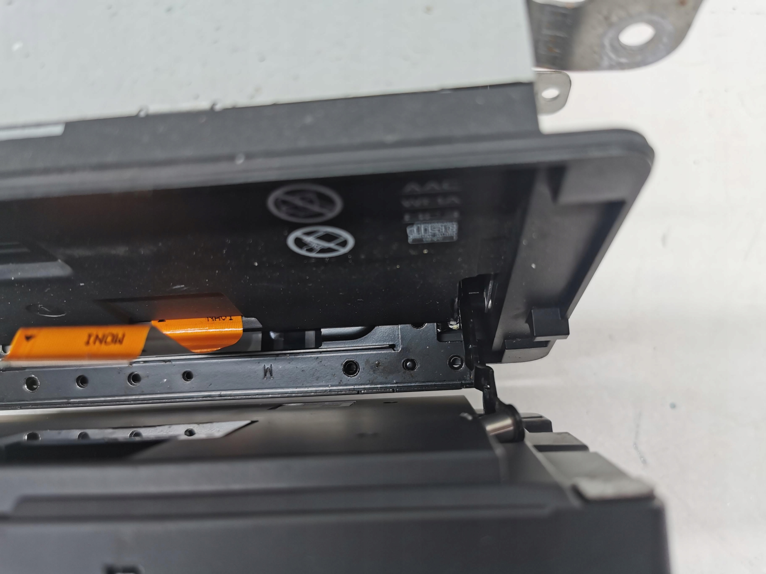 display navigation devices MITSUBISHI OUTLANDER III LIFT 2015-2018 8750A569
