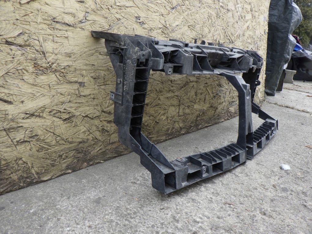TRAFIC III VIVARO B TALENTO NV300 2014- 625001299R support panel for radiators pillar