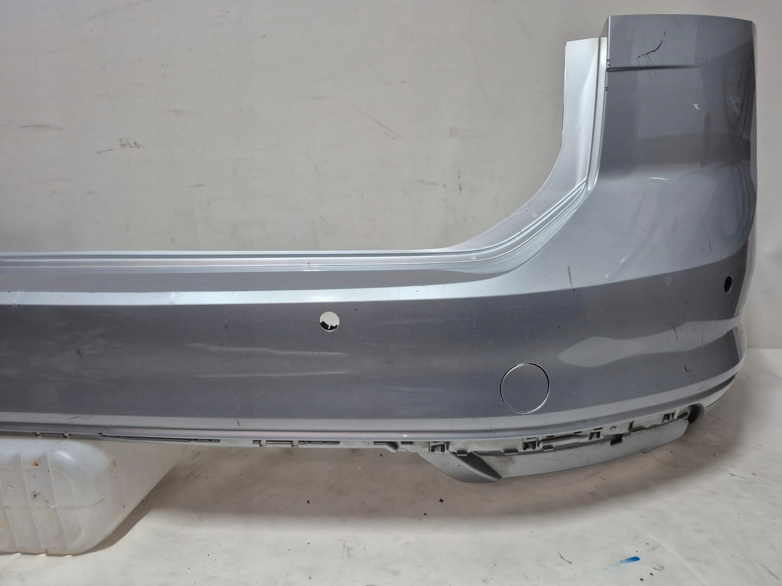 VW PASSAT B8 KOMBI LIFT 19-23 bumper rear part rear 4XPDC