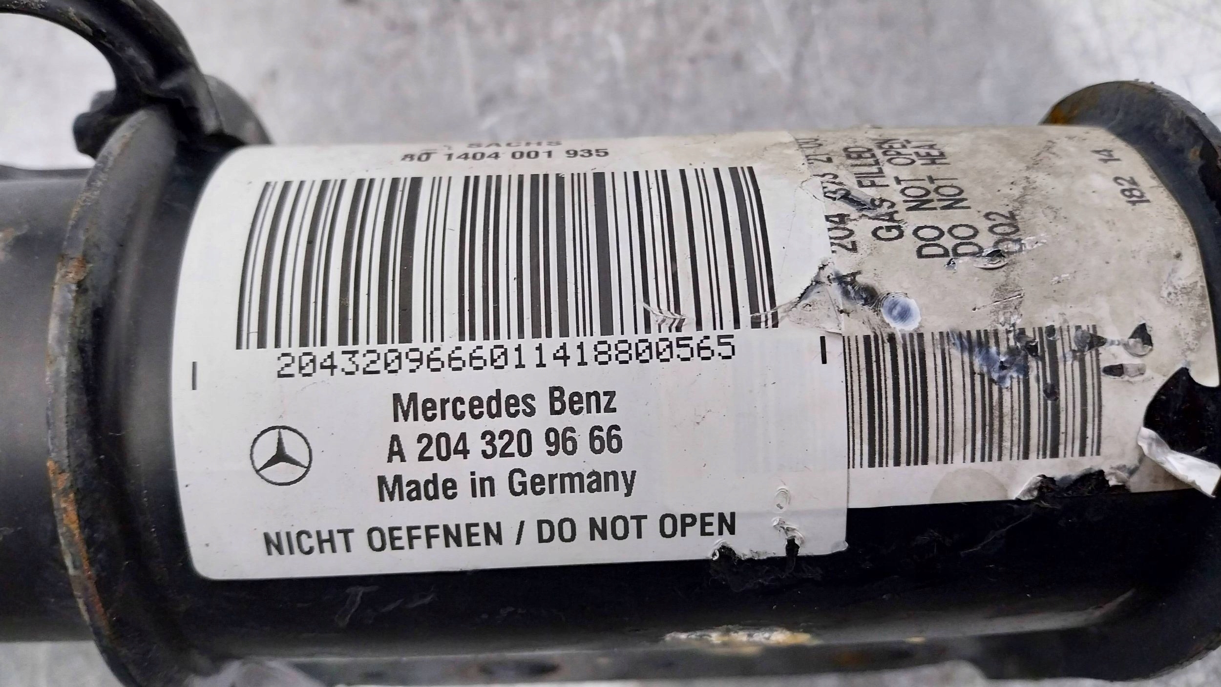 shock absorber left right front A2043209666 MERCEDES X204 GLK 4-MATIC 08