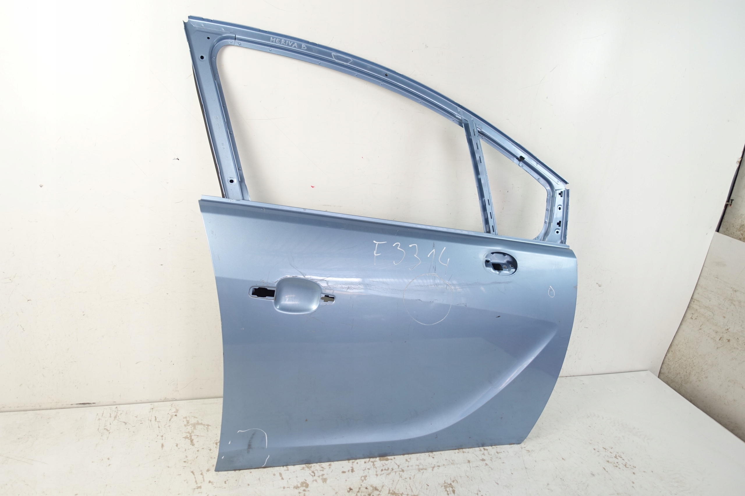 OPEL MERIVA B 2010- door front right front 13270343