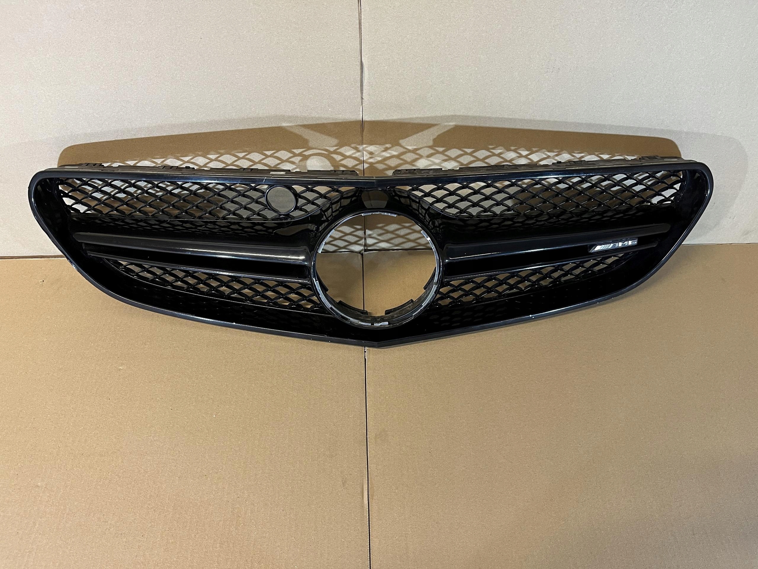 MERCEDES S S63 AMG W217 GRILL A2178880011 Producent części Mercedes-Benz OE