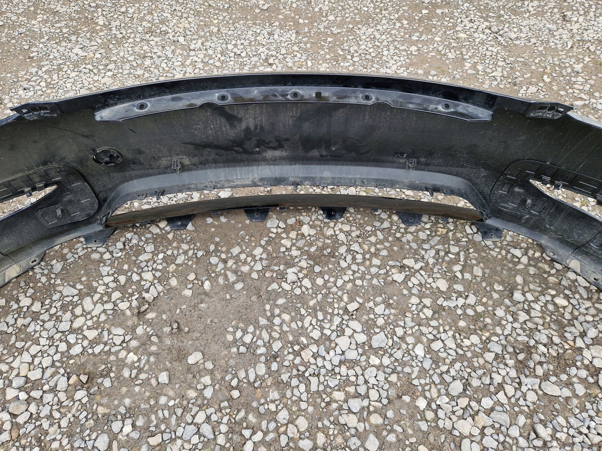 front bumper TESLA Y 2020R-> below PDC
