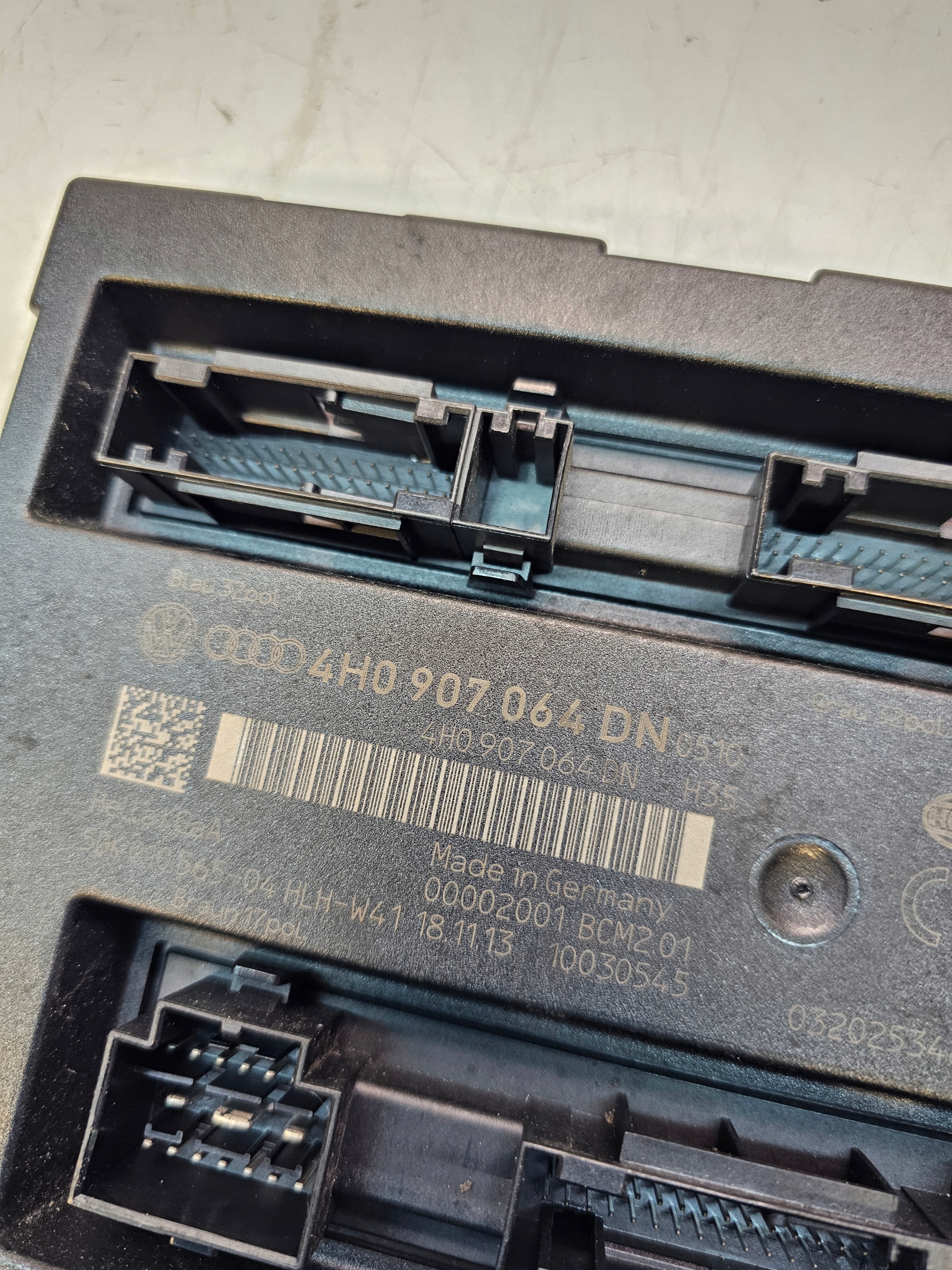 comfort control unit AUDI A6 C7 A7 A8 4H0907064DN