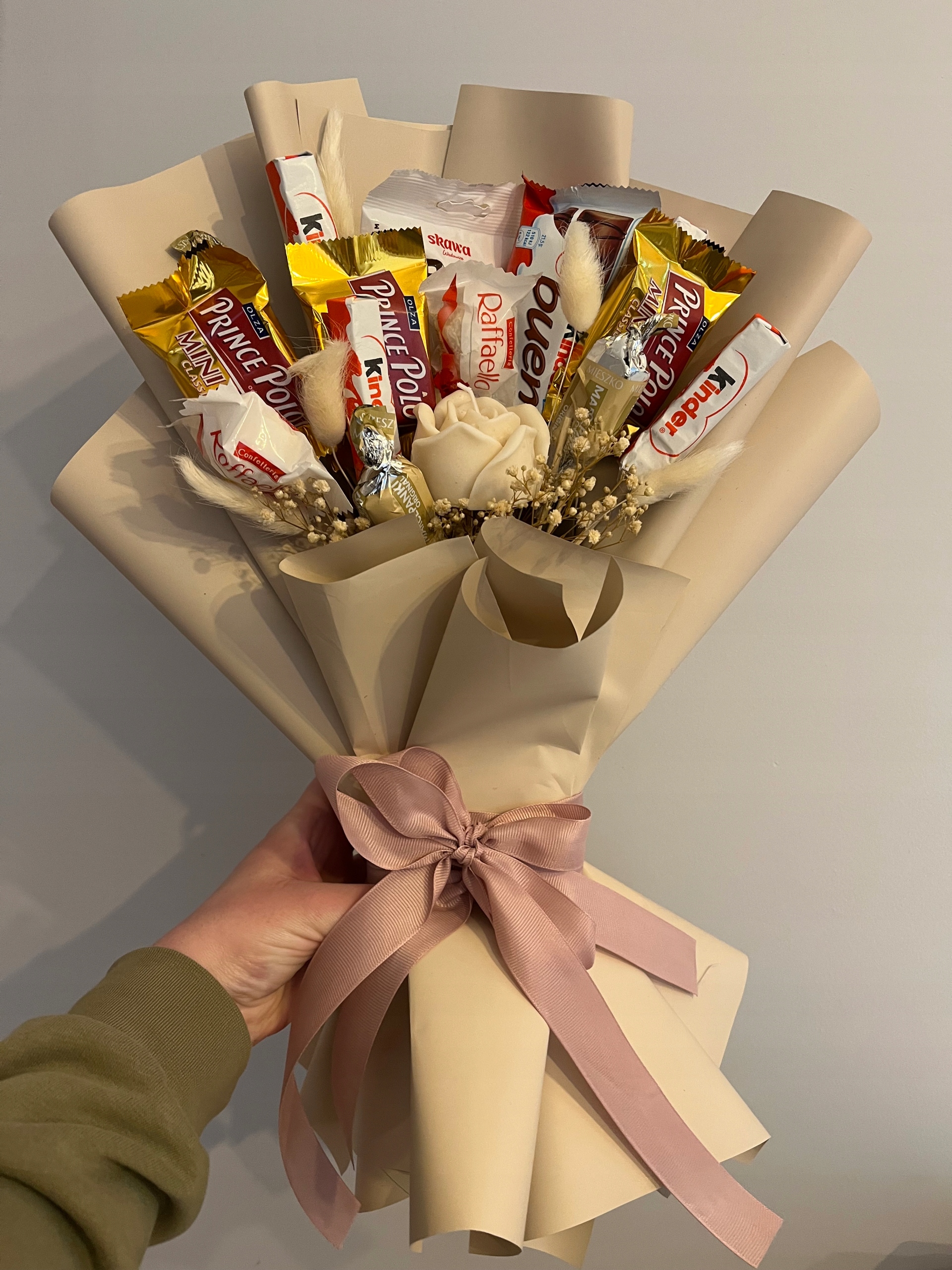 Bukiet jadalny ze słodyczami PREZENT WESELE/ CHRZEST ŚW. / WALENTYNKI