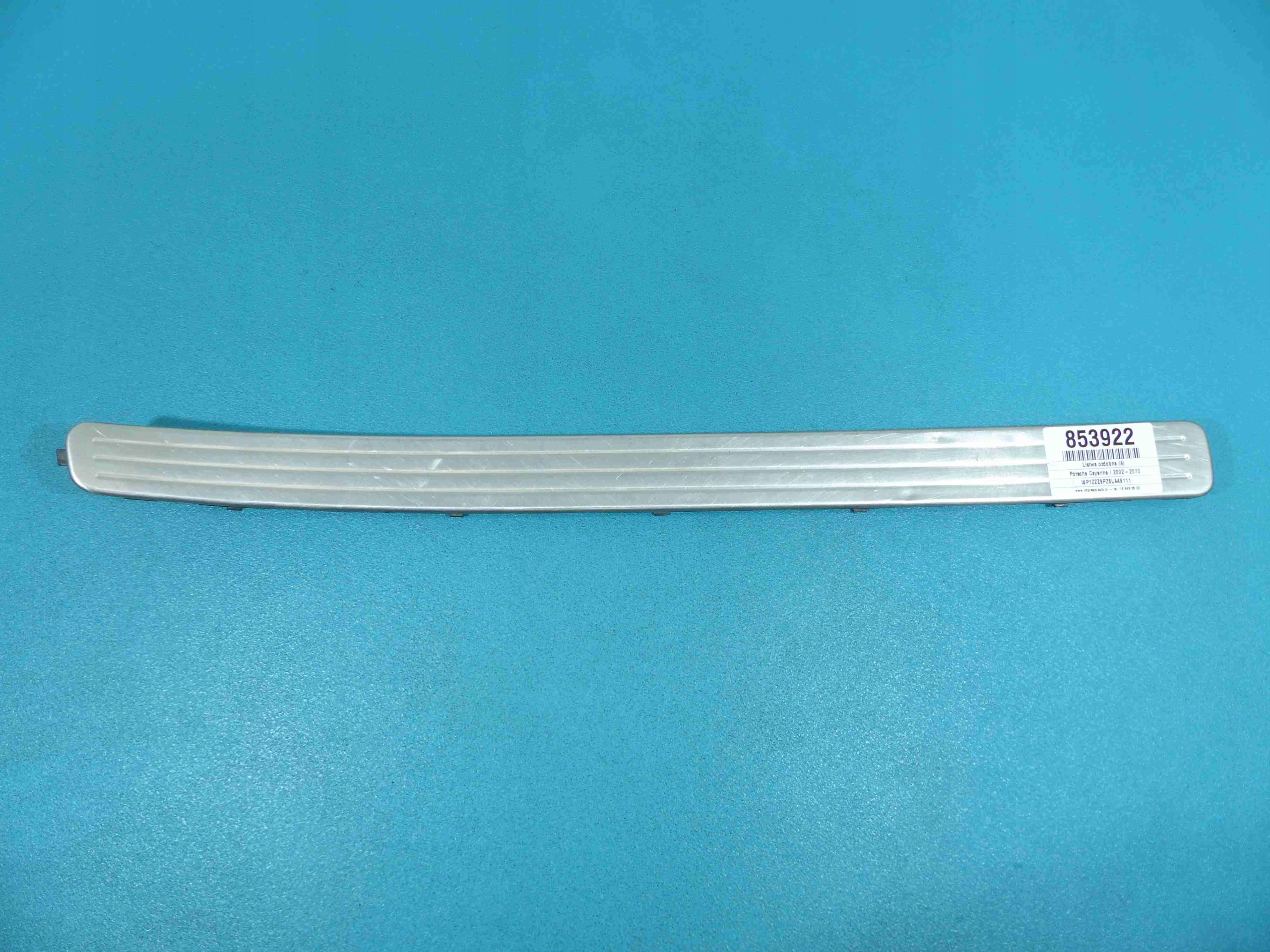 LISTWA PROGOWA PRZÓD PRAWA CAYENNE I 02-07