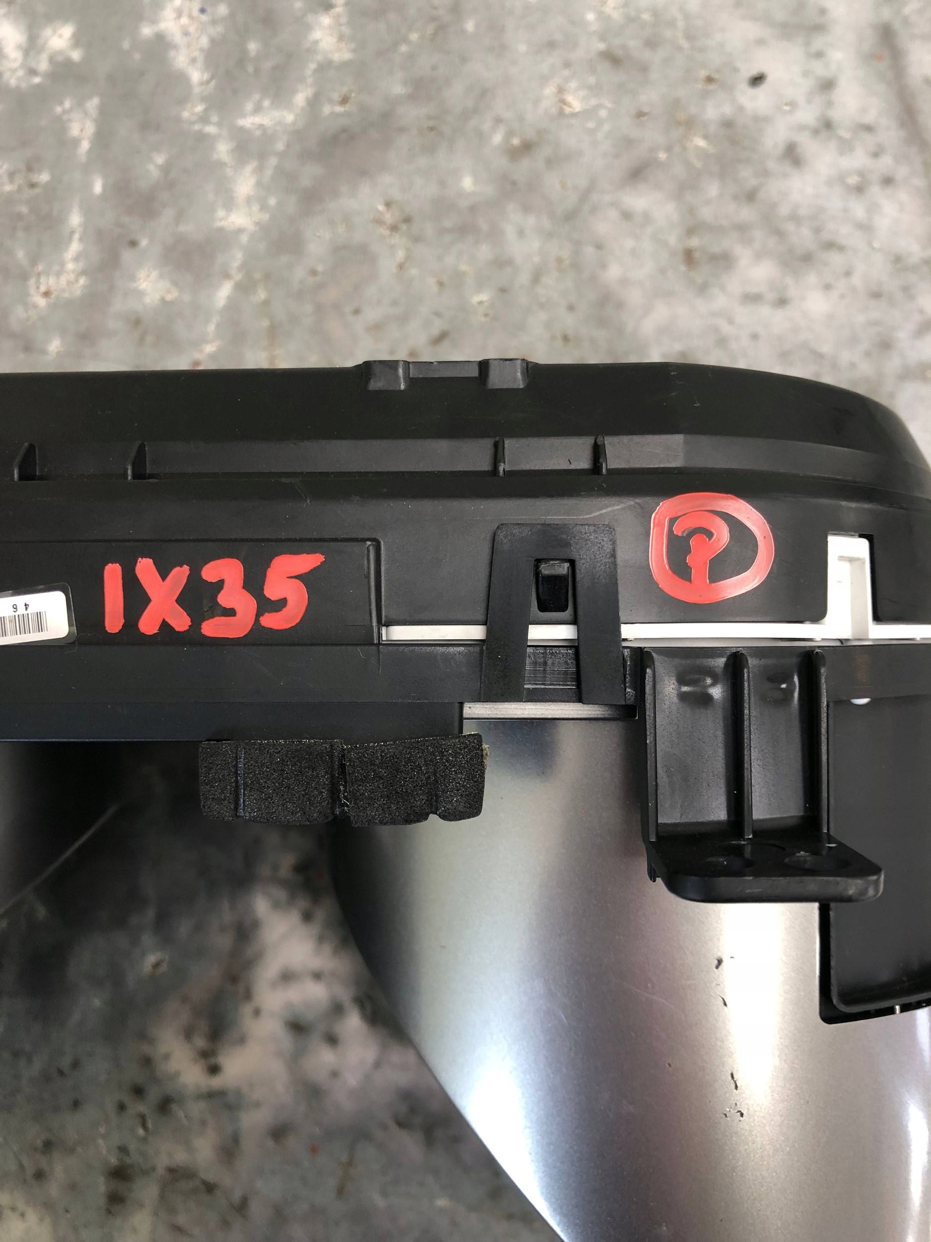 dials dials HYUNDAI IX35 94007-2Y090