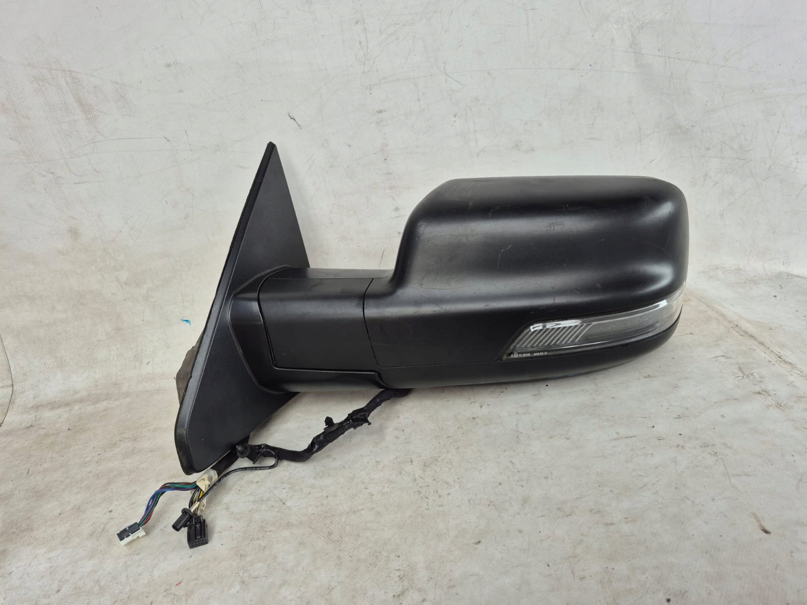 DODGE RAM V 1500 19- mirror exterior left