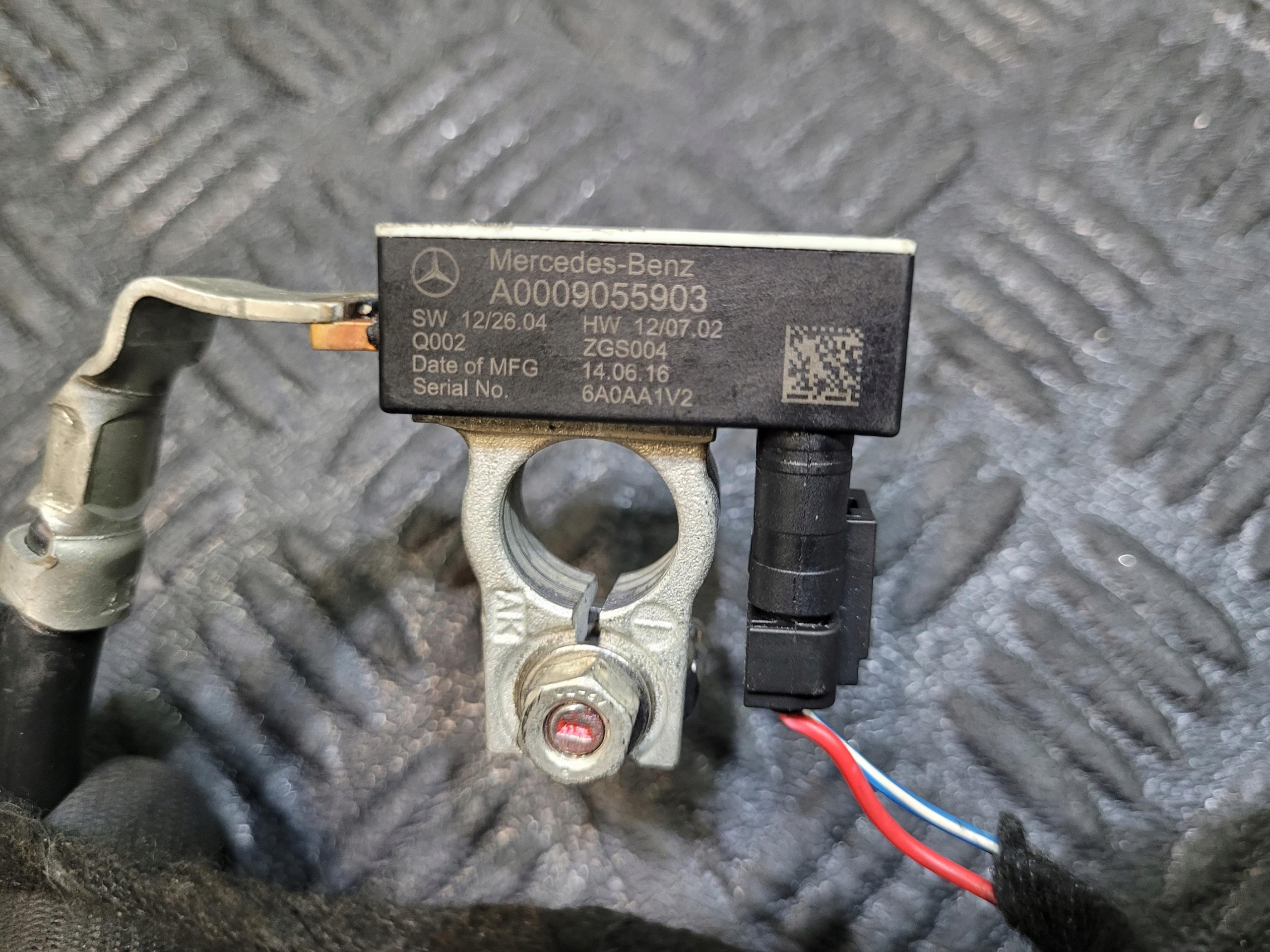 Batteriemanagement Sensor A0009055903 MERCEDES C W205 S205 890