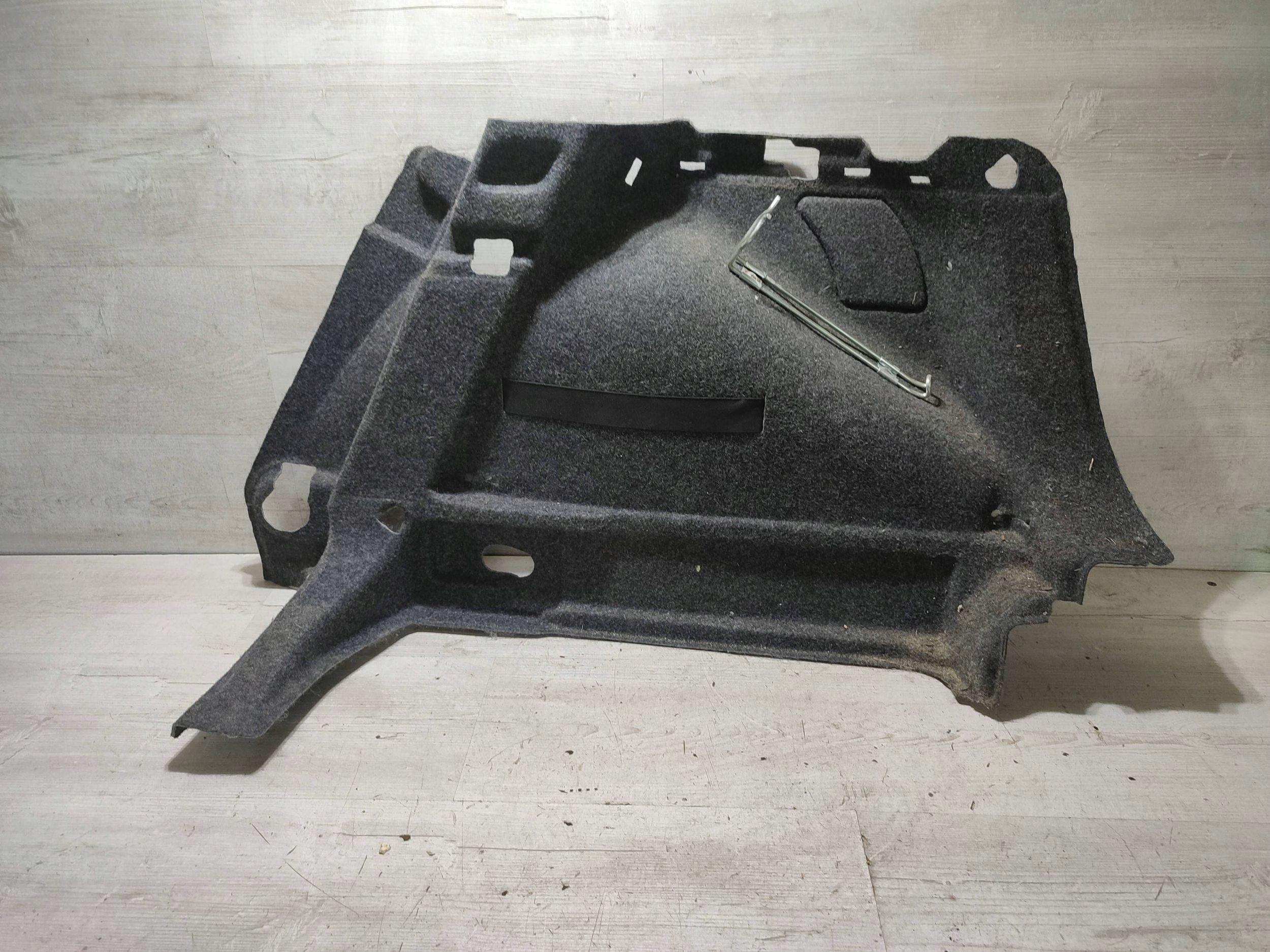 Seat Arona 2019 rear part side right side / upholstery / boot