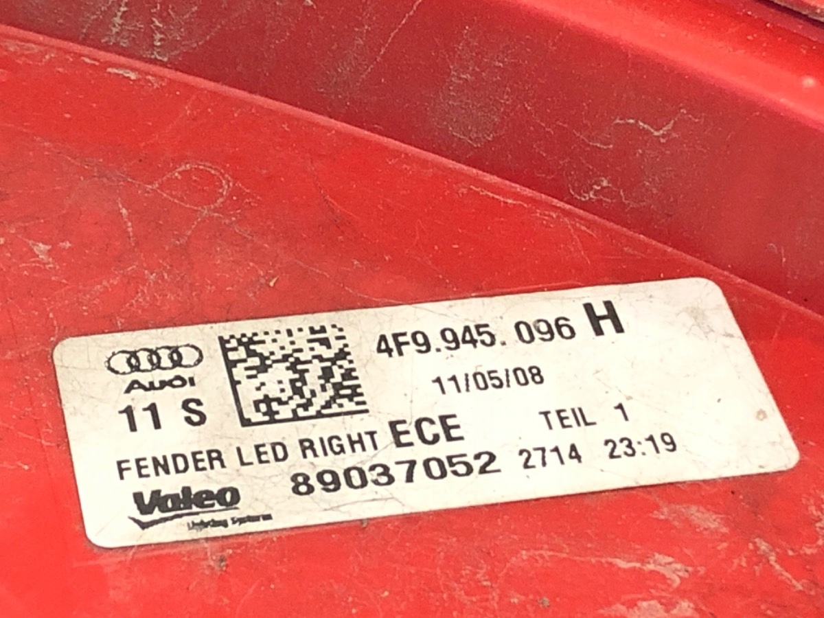 LAMPA PRAWY TYŁ AUDI A6 C6 4F9945096H Hatchback 04-11 Typ samochodu Samochody osobowe