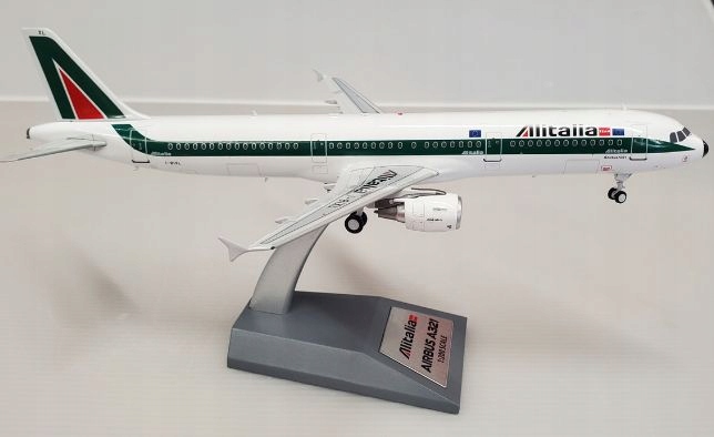 Model letadla Airbus A321 Alitalia 1:200 I-bixl J Fox