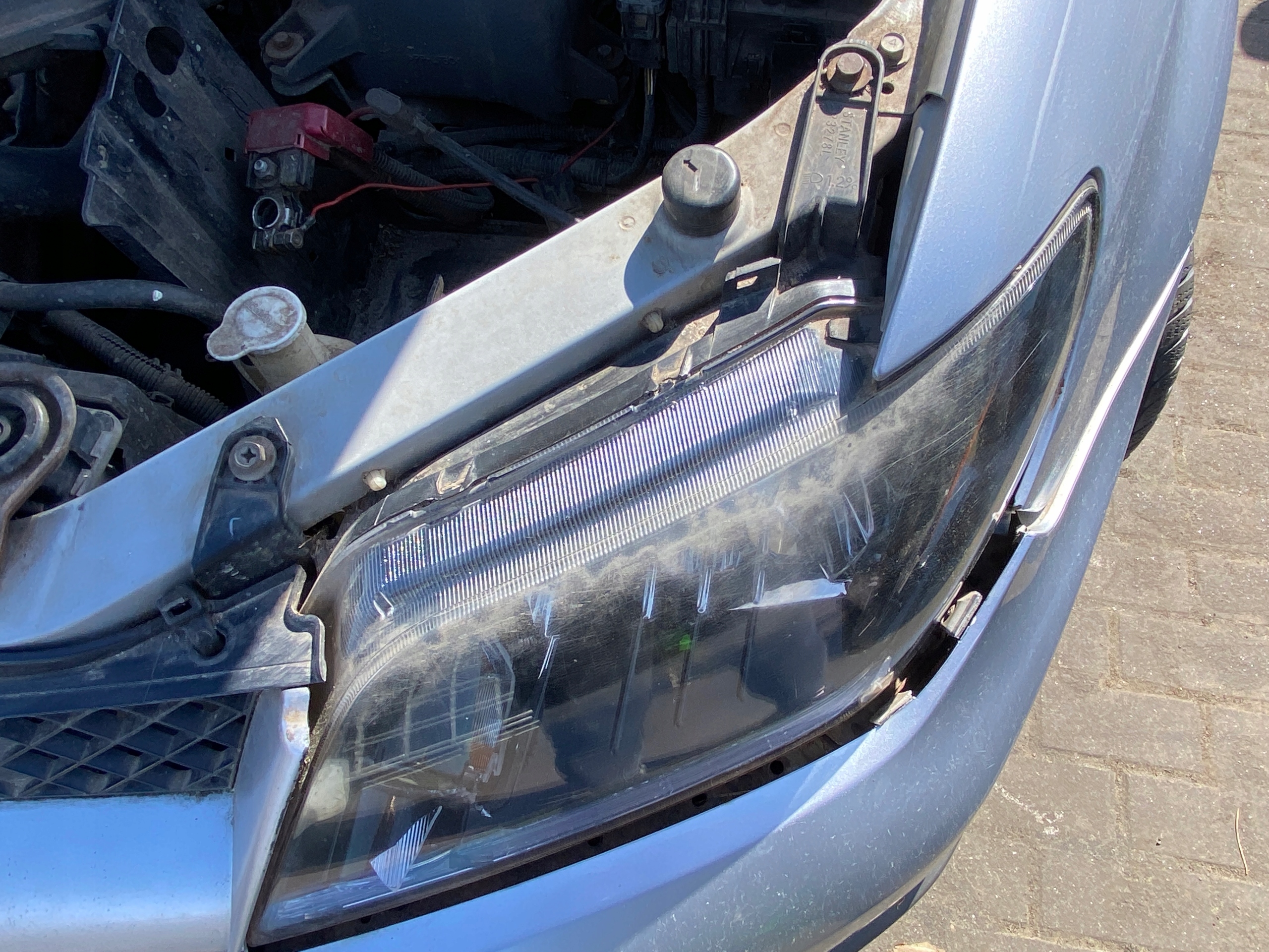 REFLEKTOR left light left front front Mitsubishi Outlander 1 and 03-06