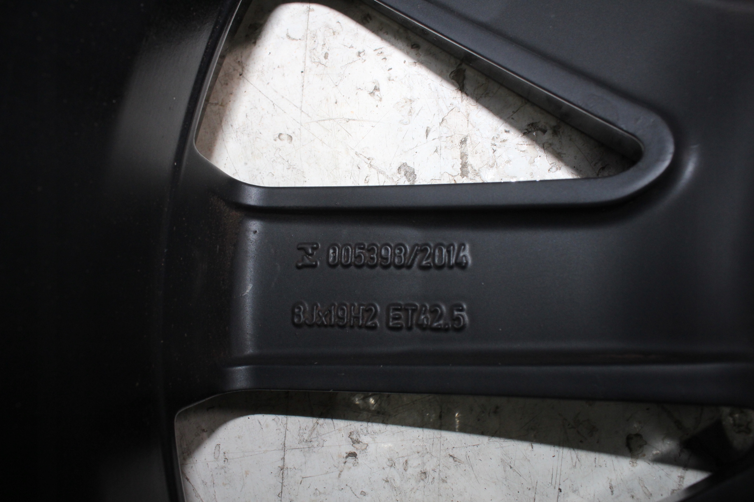 Volvo hliníkový disk 19 31362276