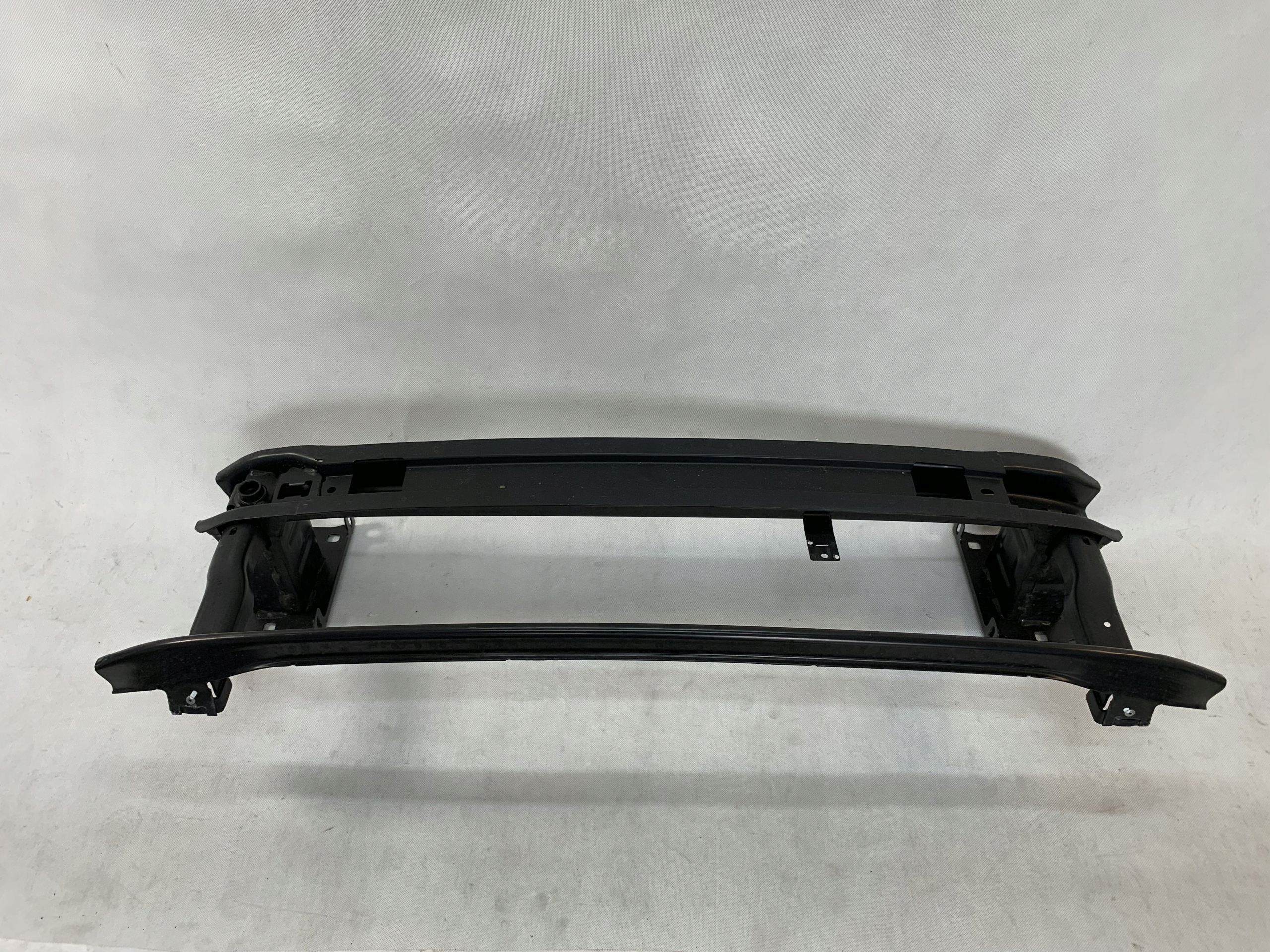 sider bumper front Volkswagen Polo 17r VW 2G0807651E 04.26