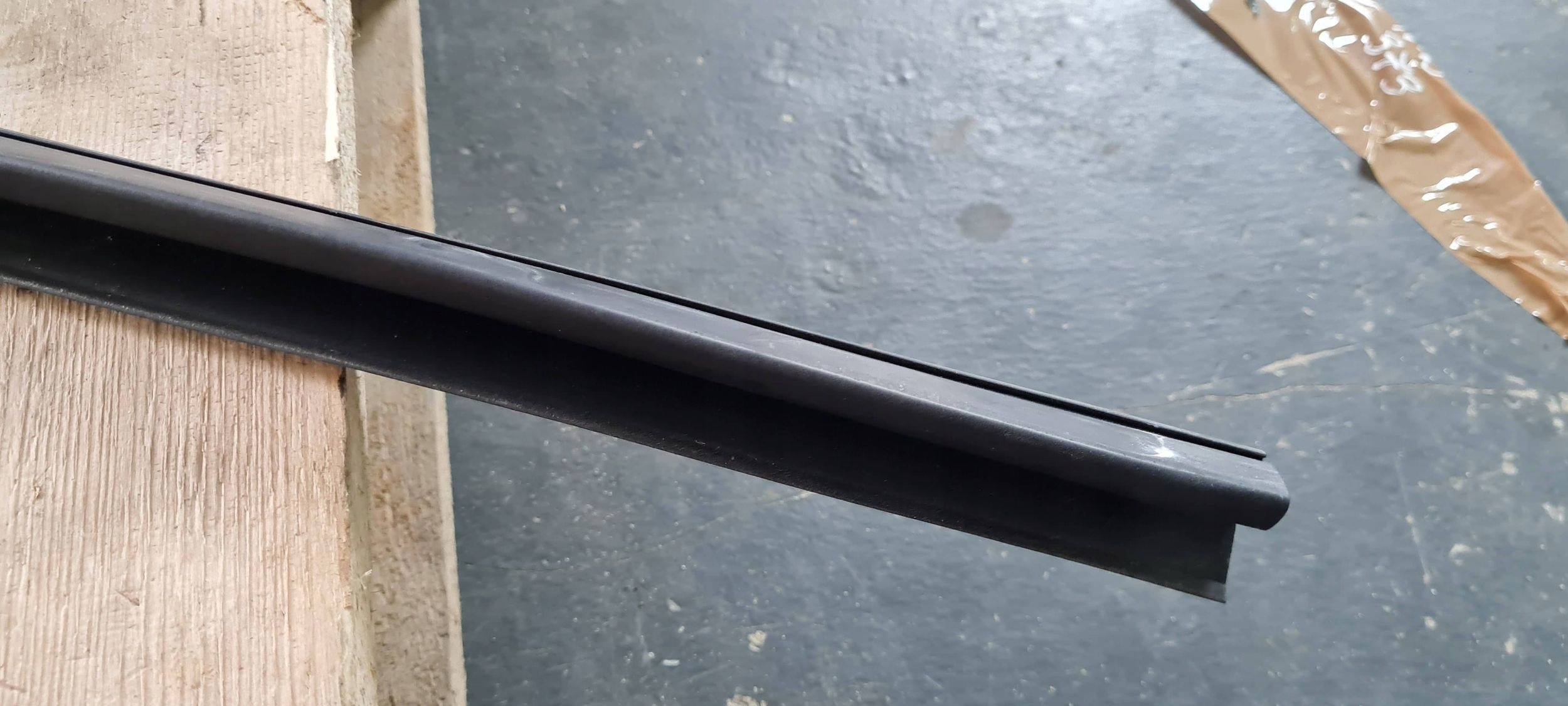 SQ8 4M RSQ8 Q8 gasket dust door left left front 4M8837479F