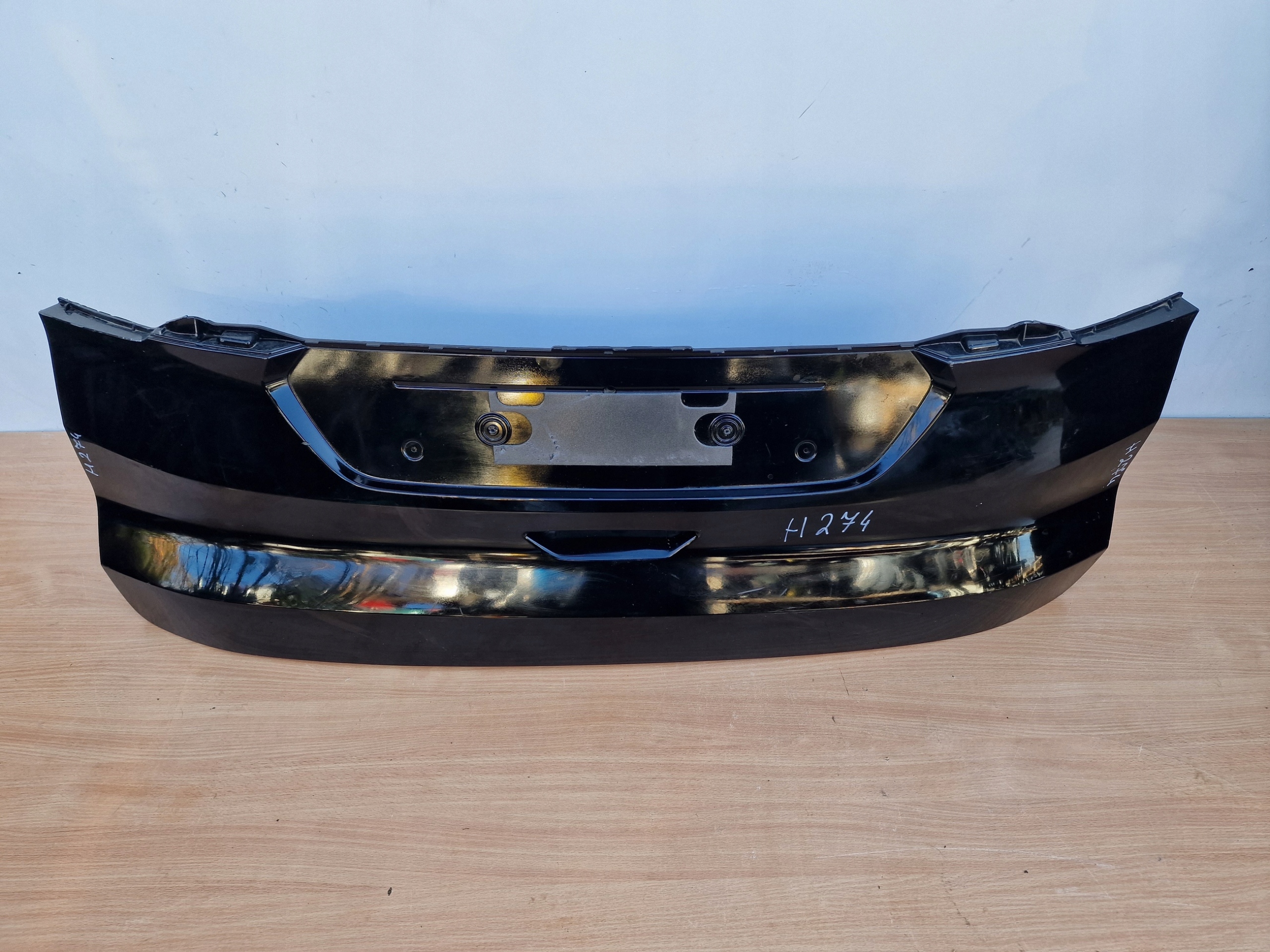 EM2B-R423A40-PIA1 - FORD S-MAX MK2 BLEND ЗАКРЫЛКИ НАКЛАДКА ЗАДНЯЯ