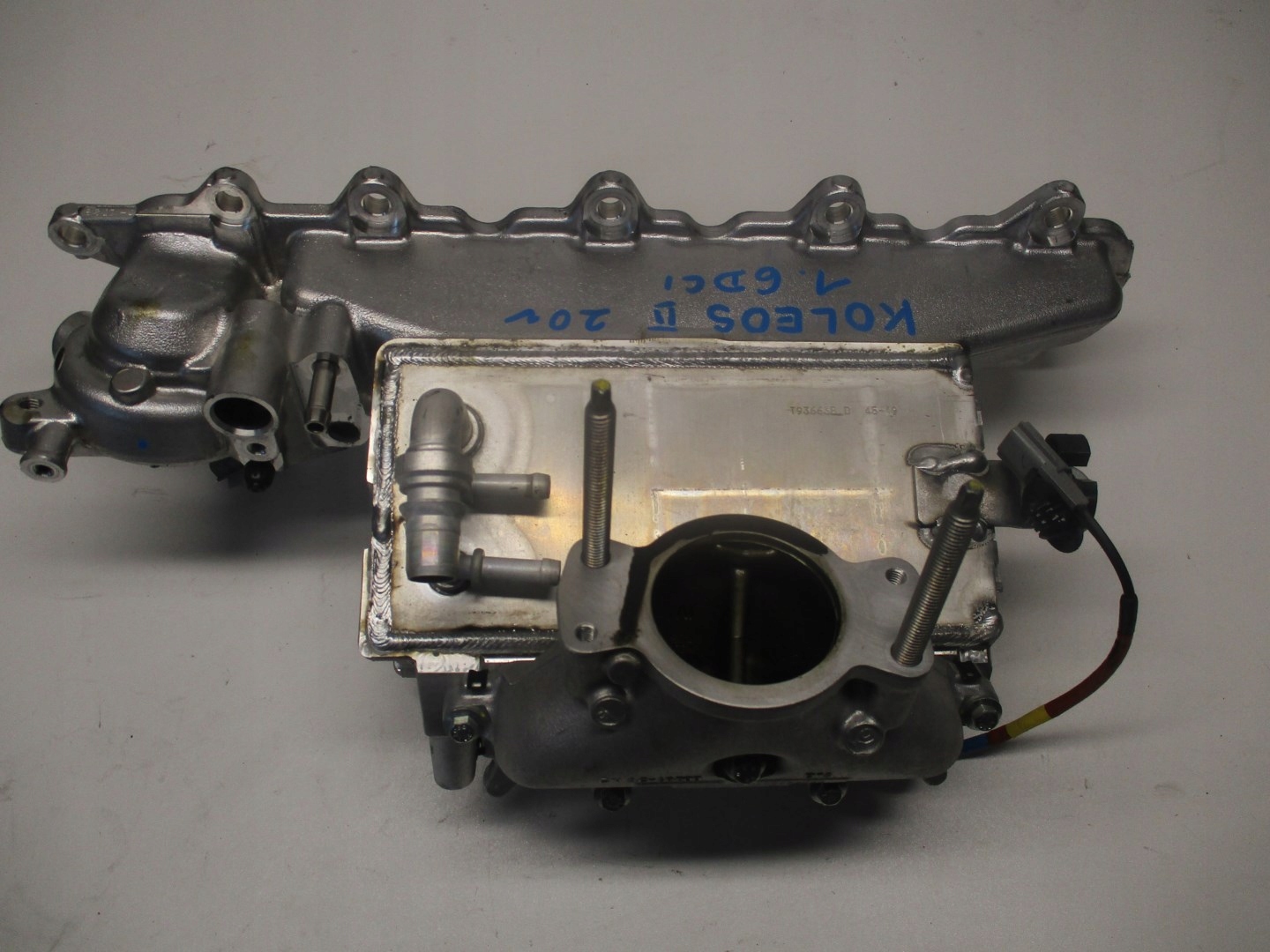 intake manifold RENAULT KOLEOS II 1,6DCI 147369928R