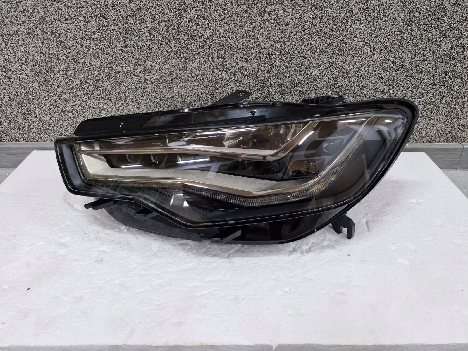 Licht links Audi RS6 4G Full Led 2013