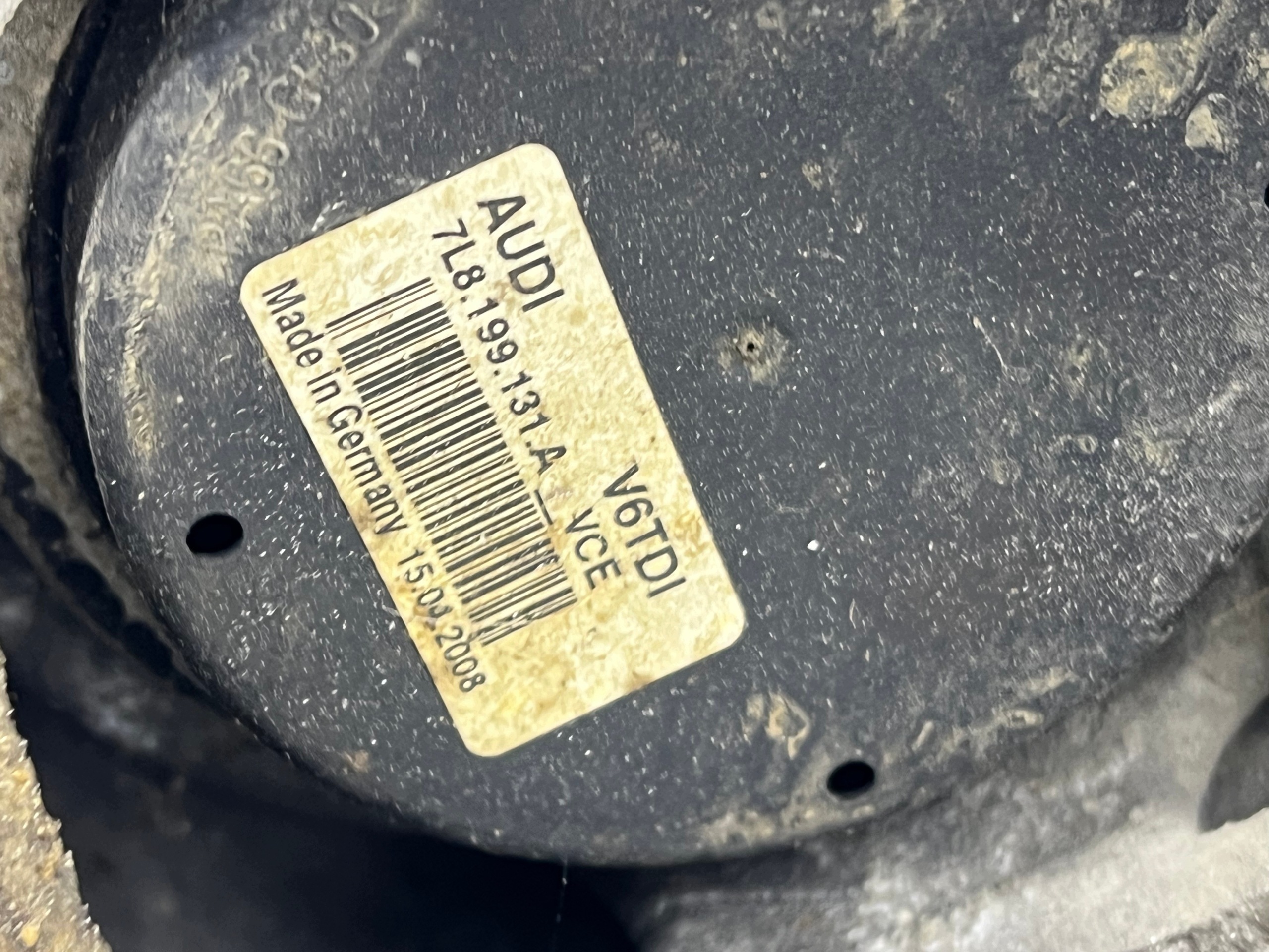 sider below engine airbag pillar 7L6199207B Audi Q7 4L 3.0 TDI