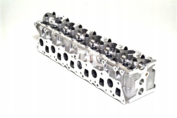 AMC GŁOWICA CYLINDRÓW NISSAN PATROL GR IV PATROL III 2 2.8D Producent części AMC